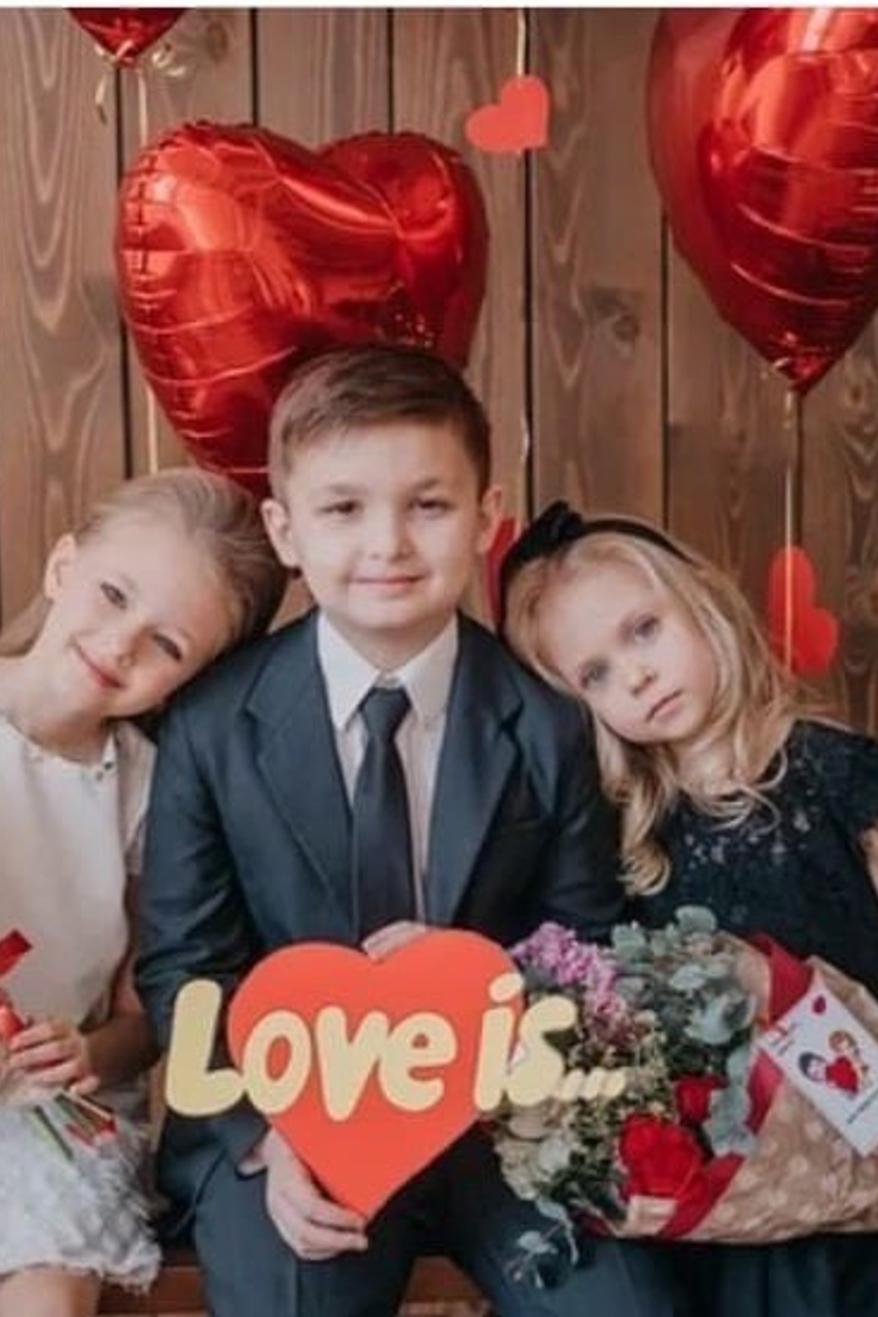 Модель мальчик для предметной съемки Дима Красноярск| Sale Easy