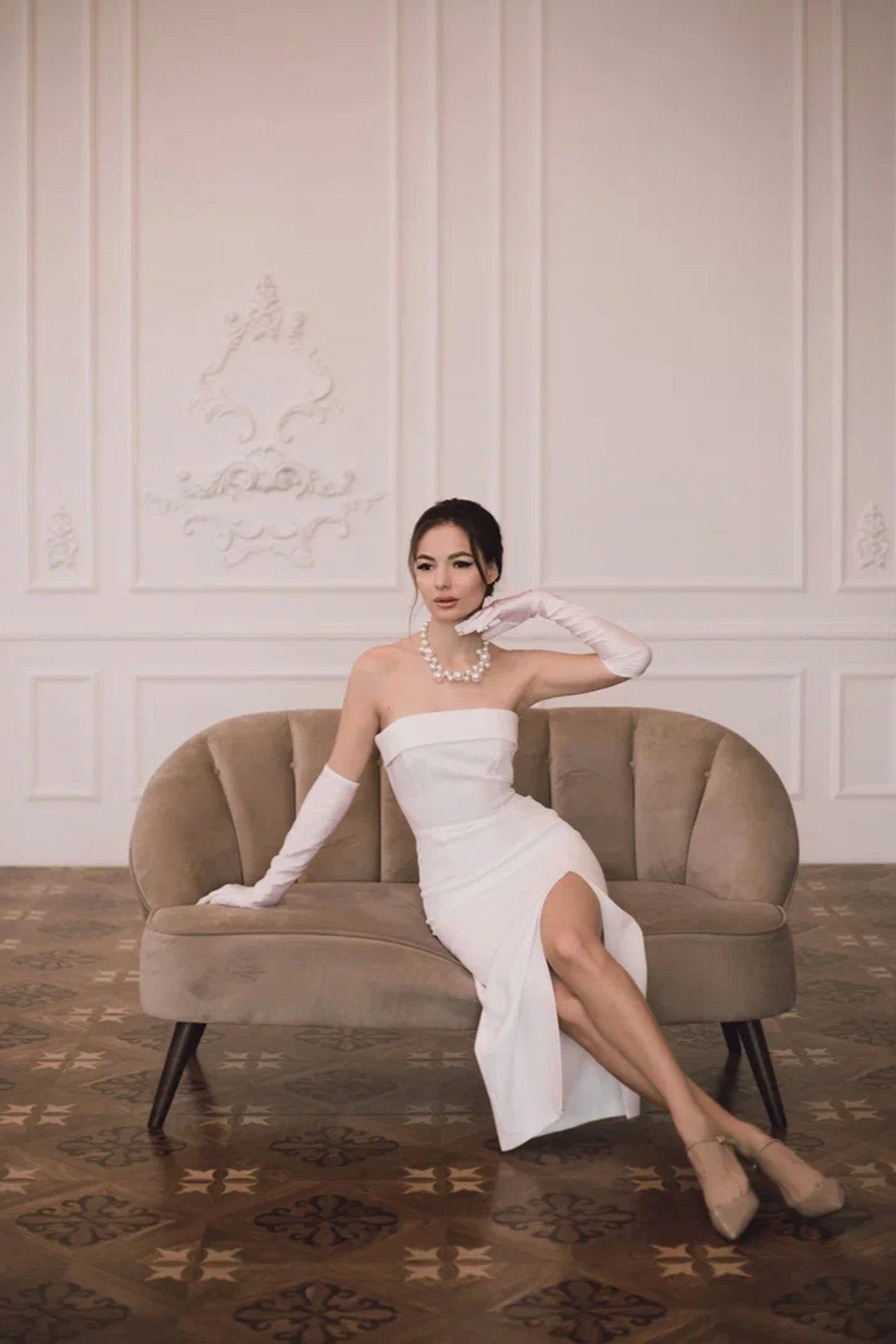 Модель для предметной съемки Адиля Казань| Sale Easy