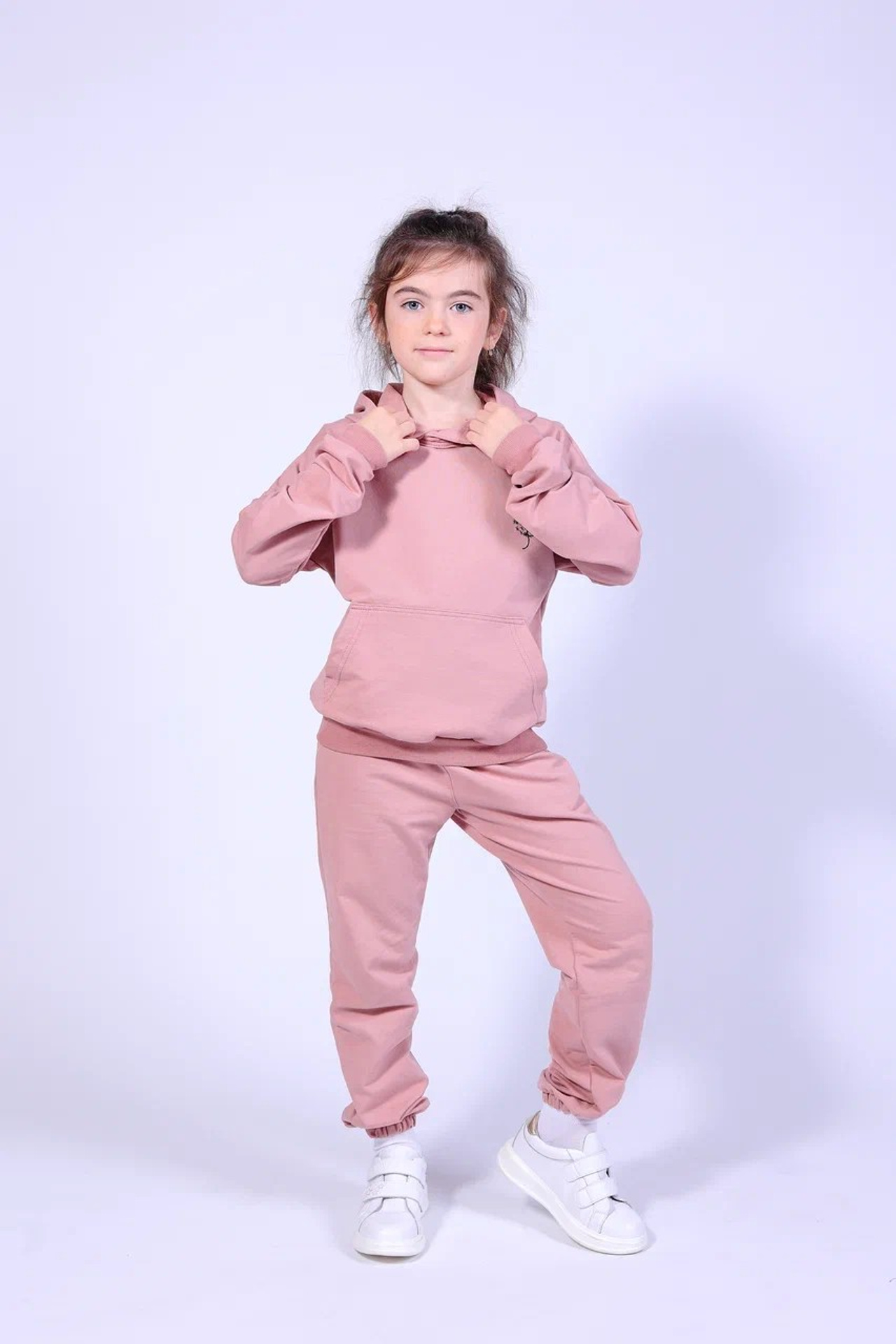 Модель для предметной съемки Виктория М. Н.Н.| Sale Easy