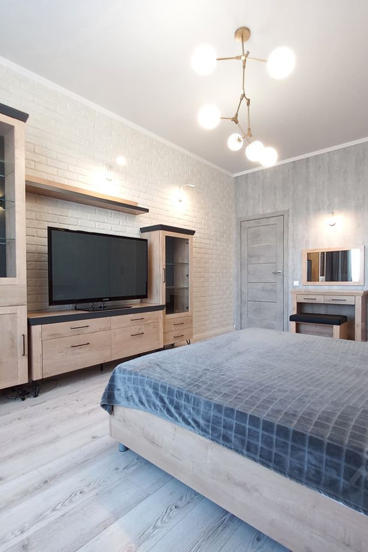 Локация Дом.уют 1ком. на Авиаторов для предметной съемки Красноярск