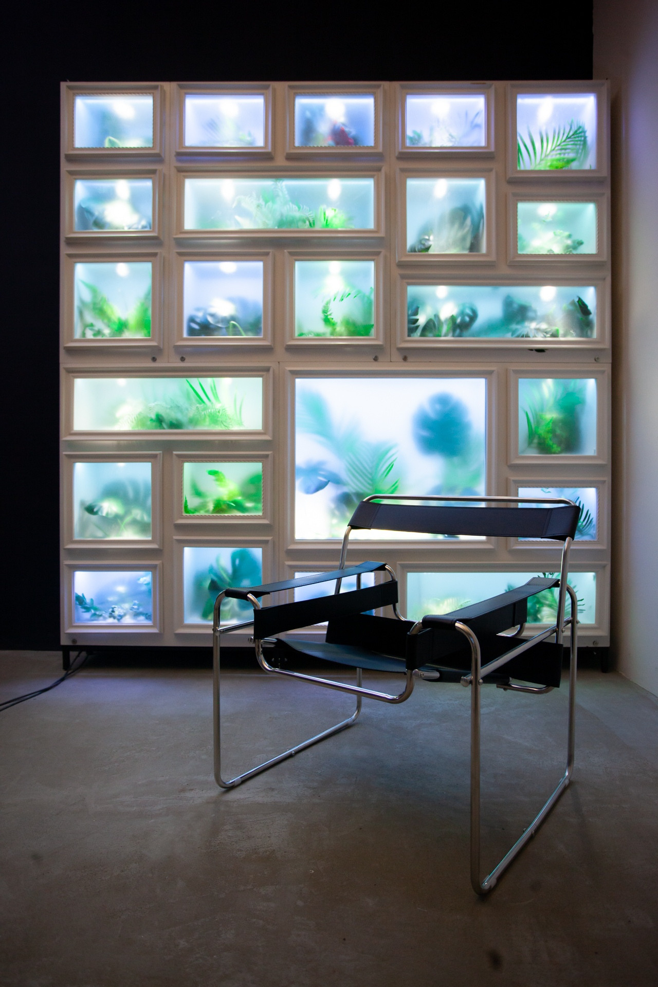 ЛОКАЦИЯ 223 — зал Антиутопия для предм. съемки С.-Пб|Sale Easy