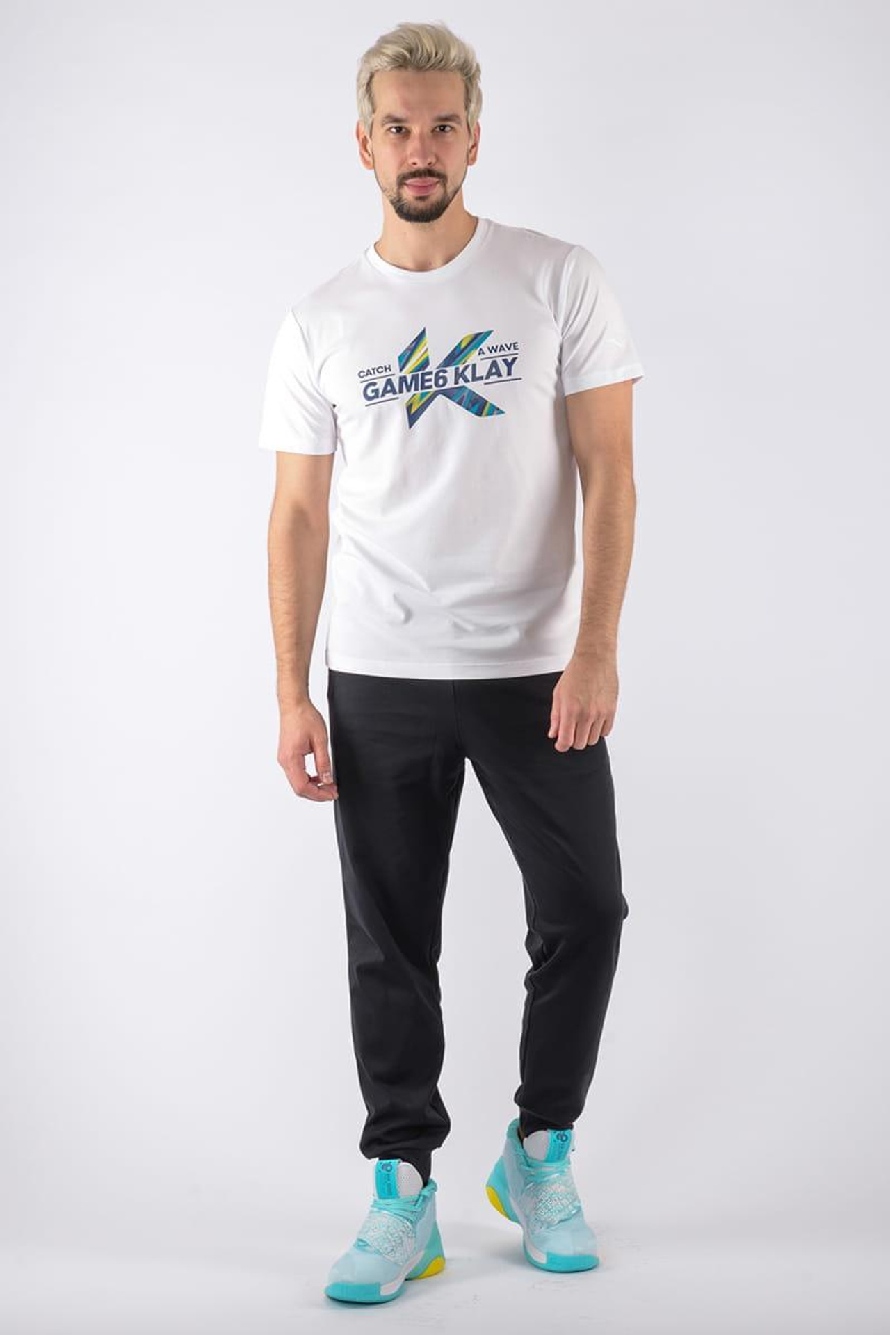 Модель для предметной съемки Фил Москва | Sale Easy