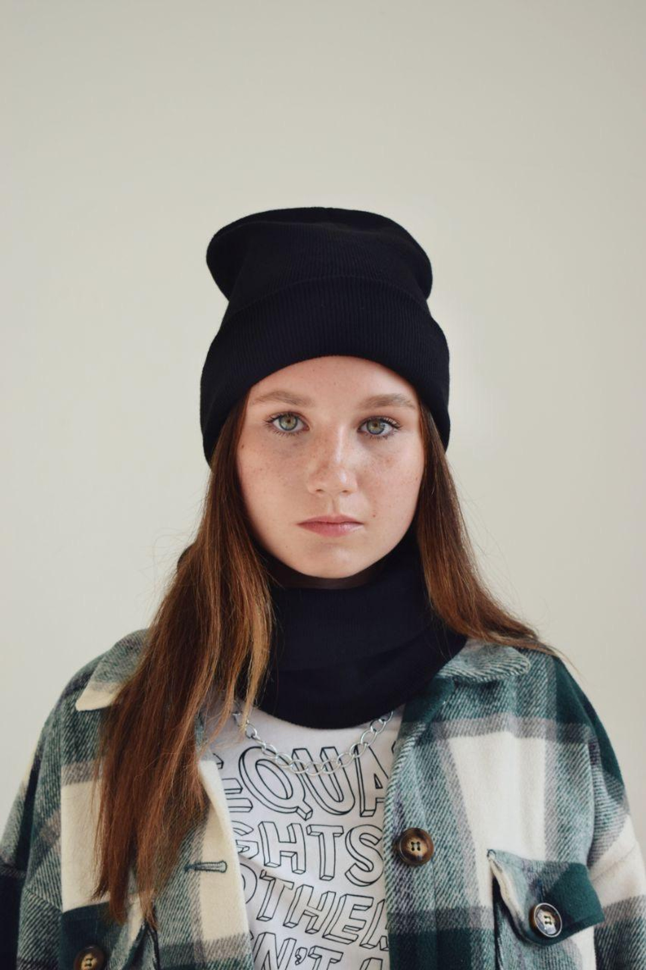 Модель для предметной съемки Диана Казань| Sale Easy