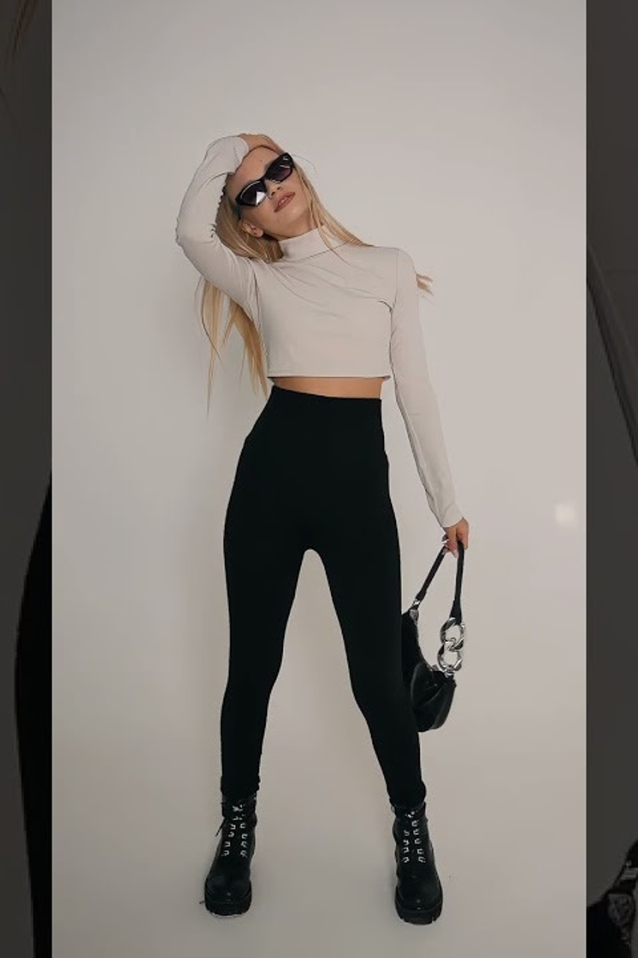 Портфолио видеосъемка одежды для маркетплейсов | Sale Easy