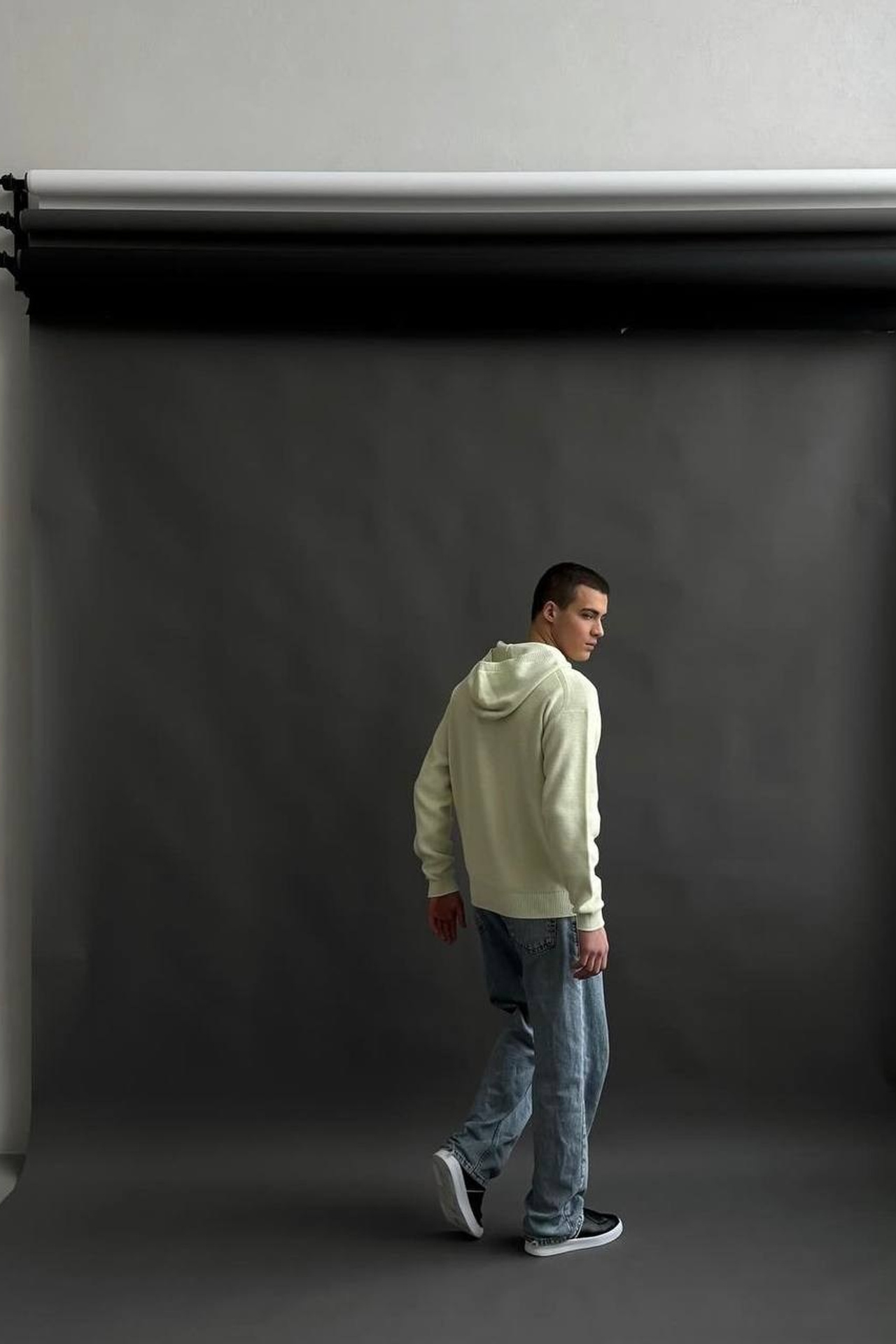 Visual Studio — Зал ZOLOTO для предметной съемки Москва|Sale Easy