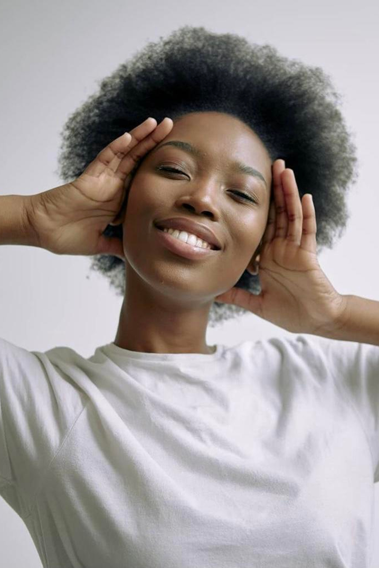 Модель для предметной съемки для маркетплейса Эрика Н.Новгород