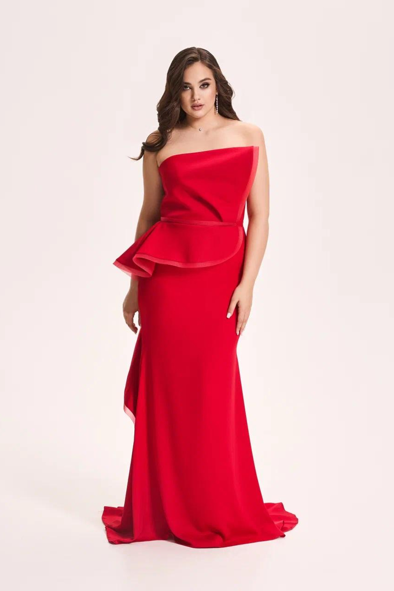 Модель plus size для предметной съемки Елизавета Е. Москва | Sale Easy