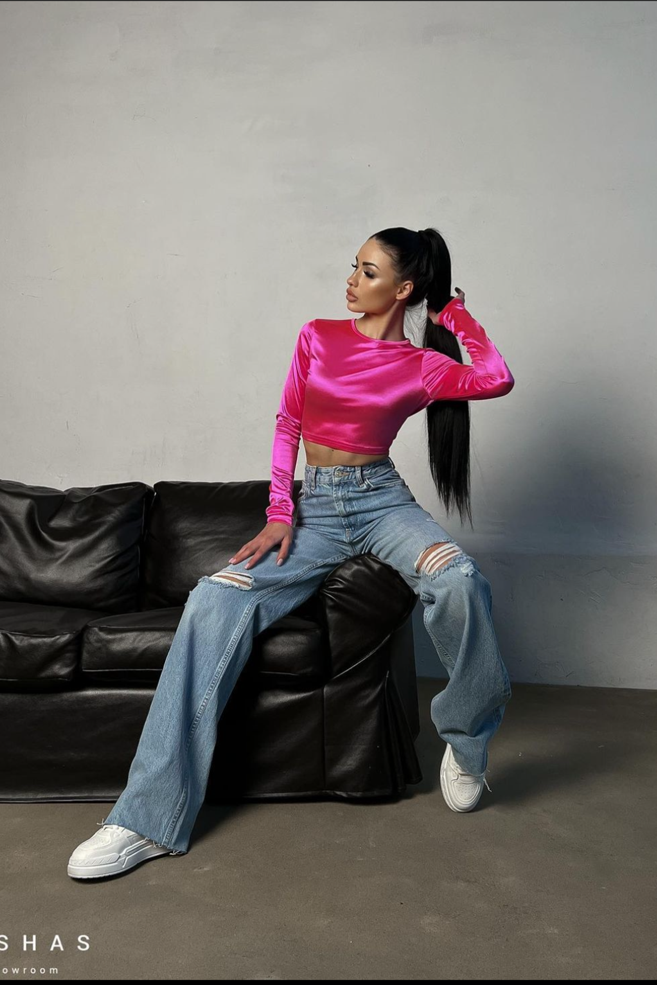 Модель для предметной съемки Яна Н.Н.| Sale Easy