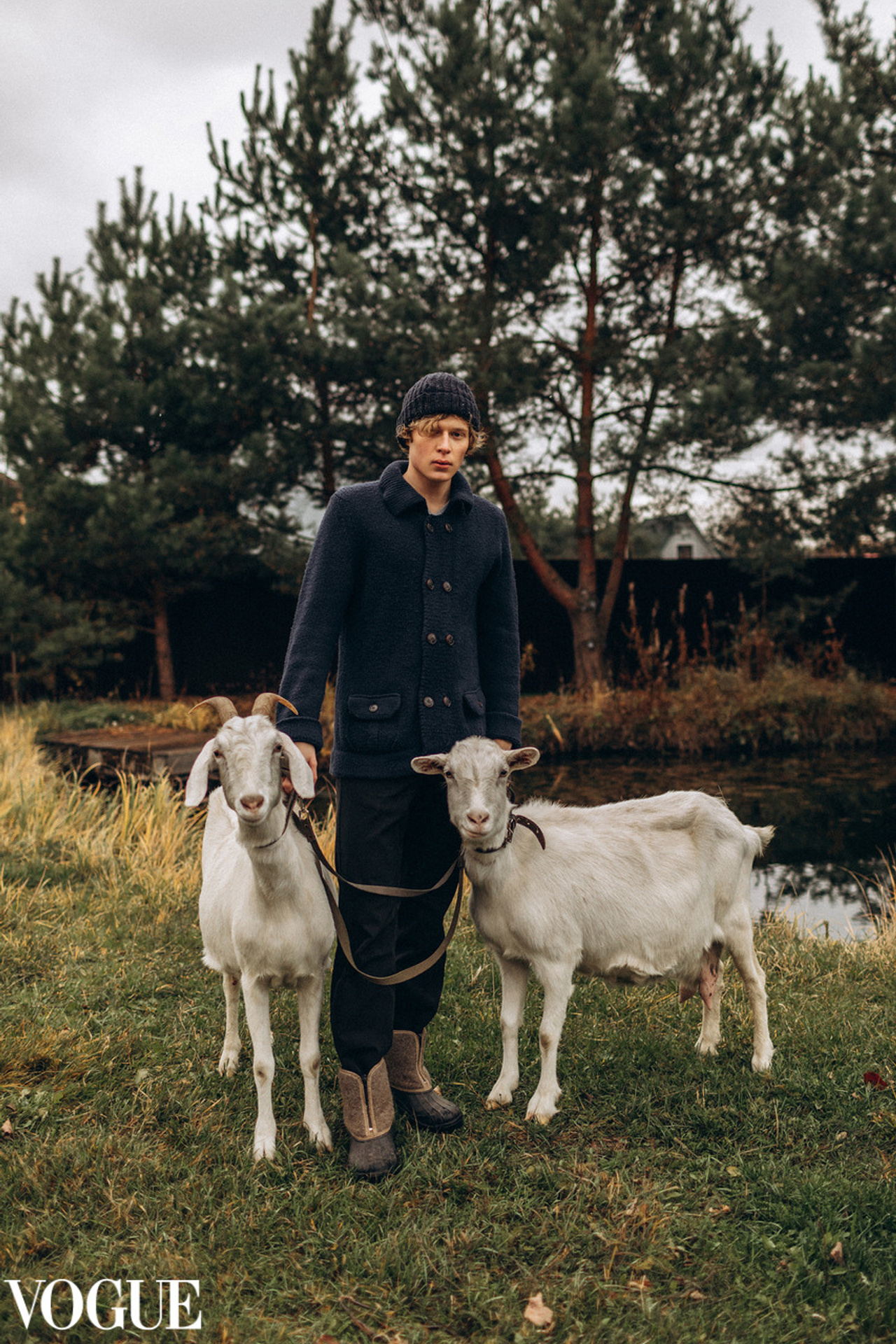 Модель для предметной съемки Арсений Москва | Sale Easy