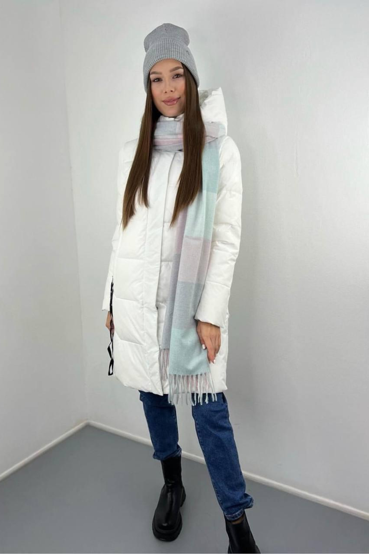 Модель для предметной съемки Олеся 1 Н.Новгород | Sale Easy