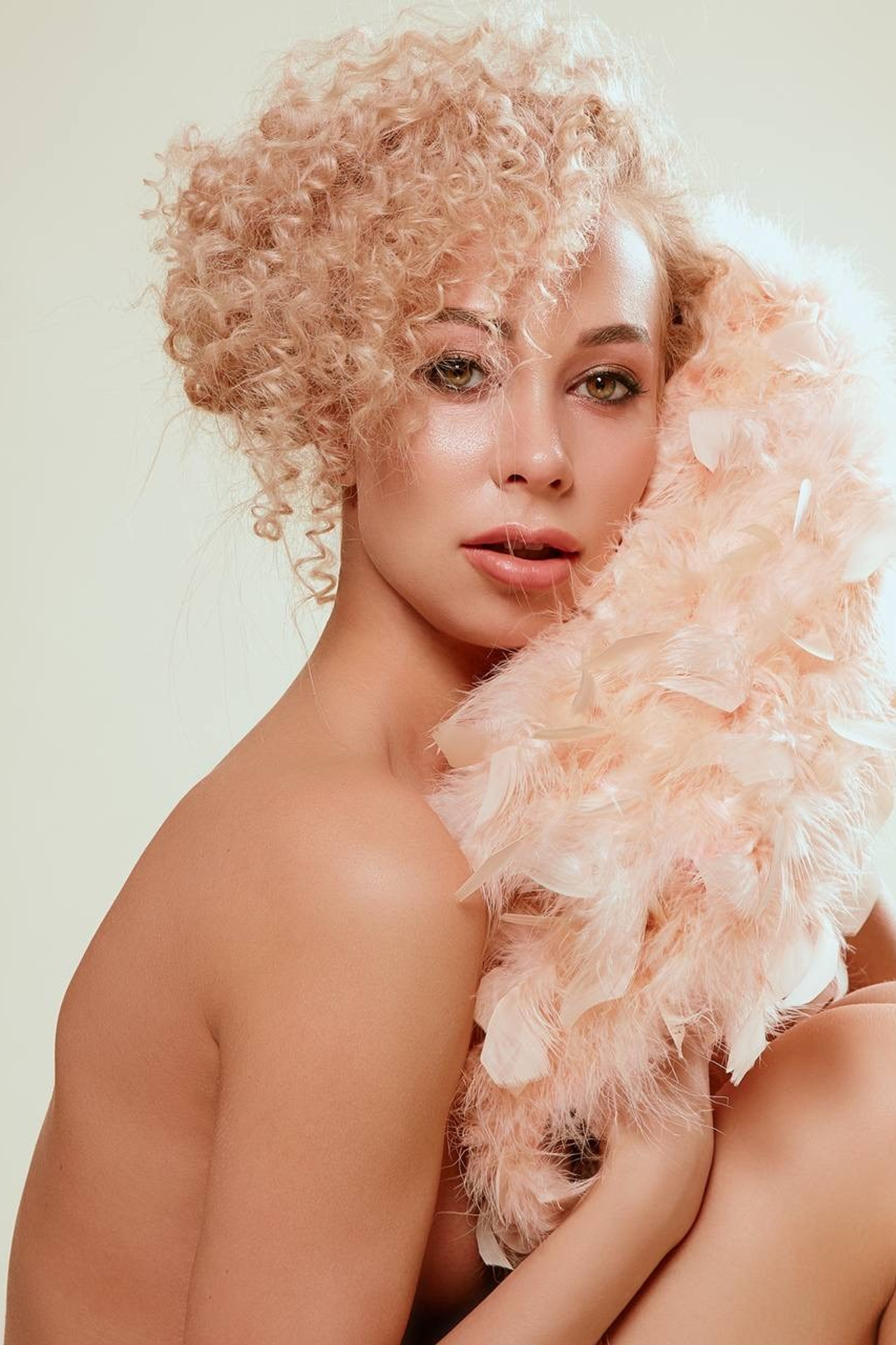 Модель для предметной съемки для маркетплейса Анастасия 3 Н.Новгород