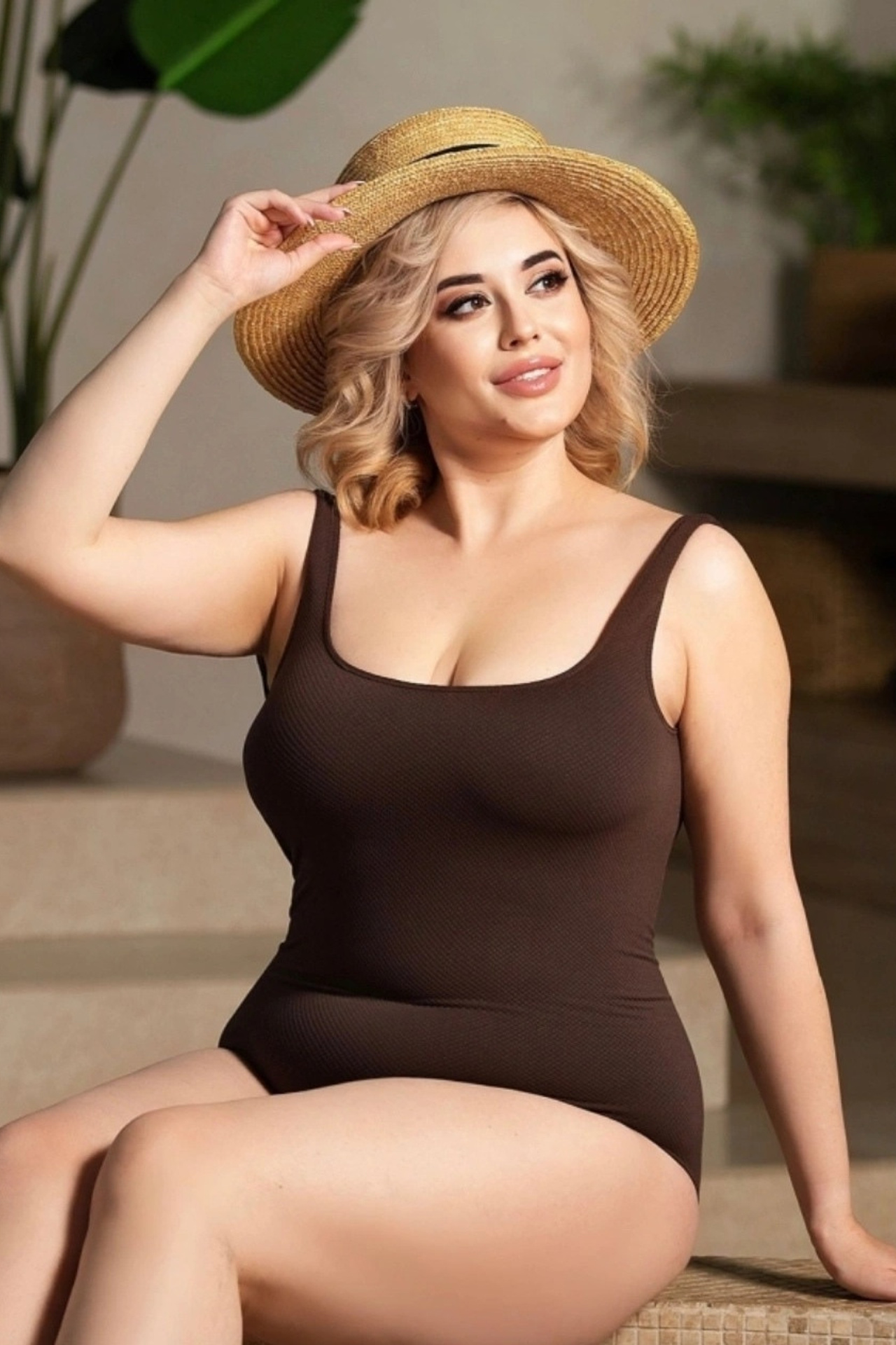 Модель plus size для предметной съемки Екатерина Н.Москва | Sale Easy