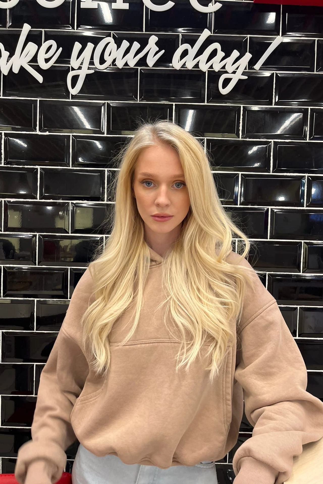 Модель для предметной съемки Ангелина ЧК Н.Новгород | Sale Easy