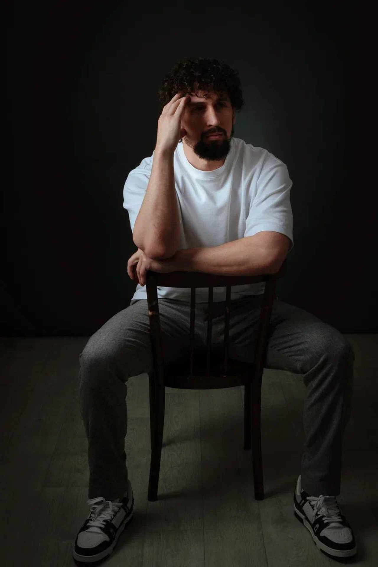 Модель для съемки для интернет магазинов Павел Москва | Sale Easy