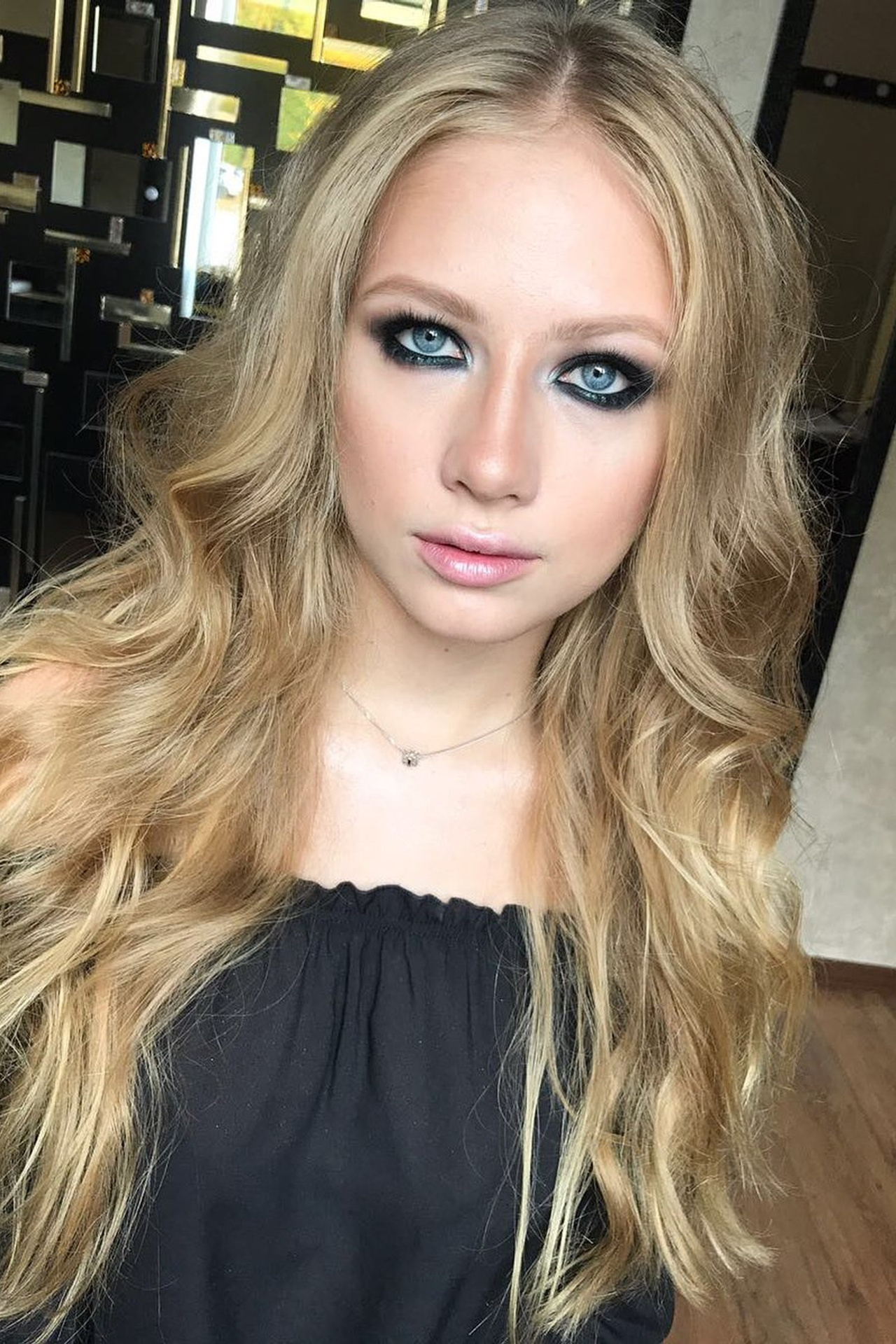 Модель для предметной съемки Мария Р Н.Новгород | Sale Easy