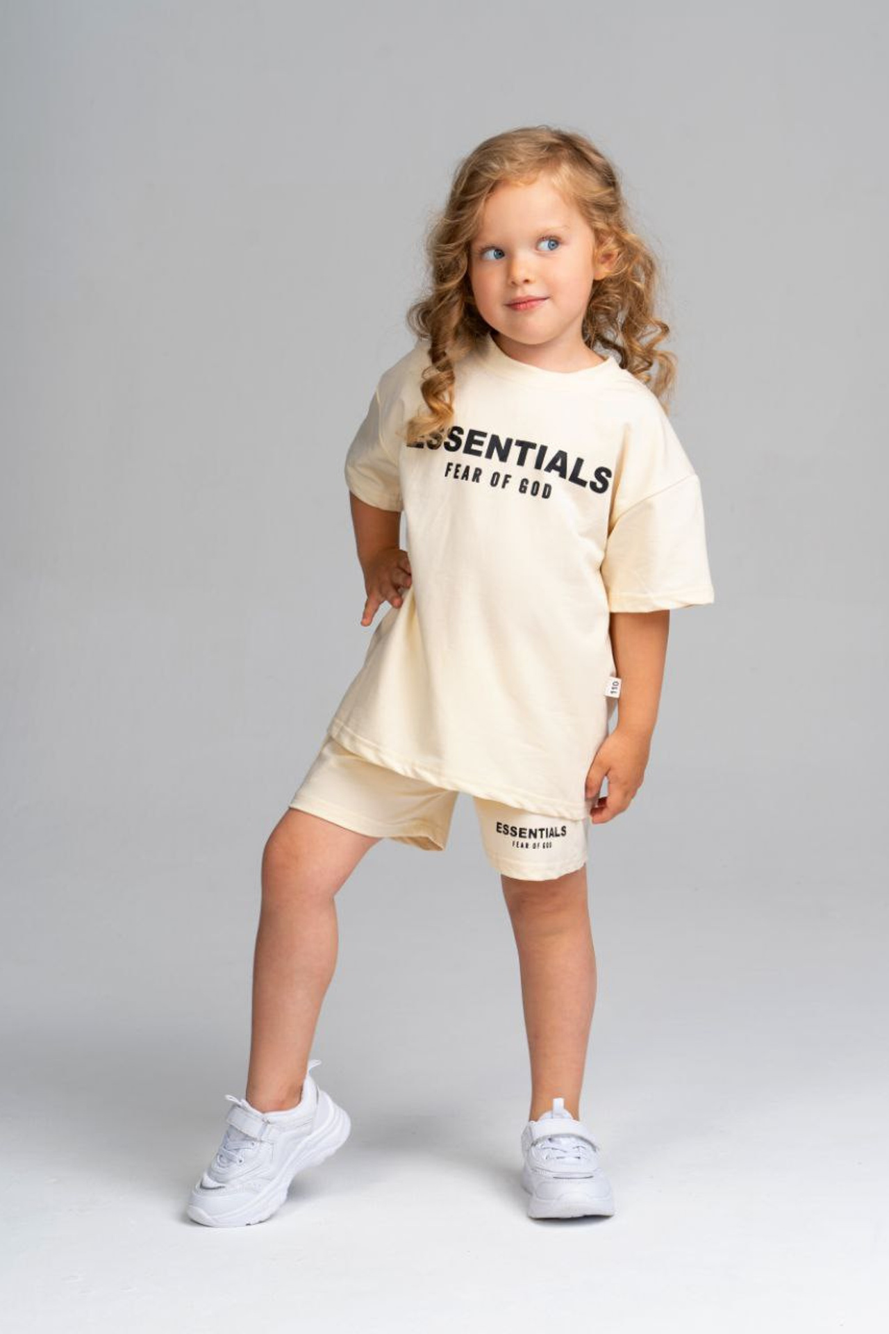 Модель девочка для предметной съемки  Оливия Сочи| Sale Easy