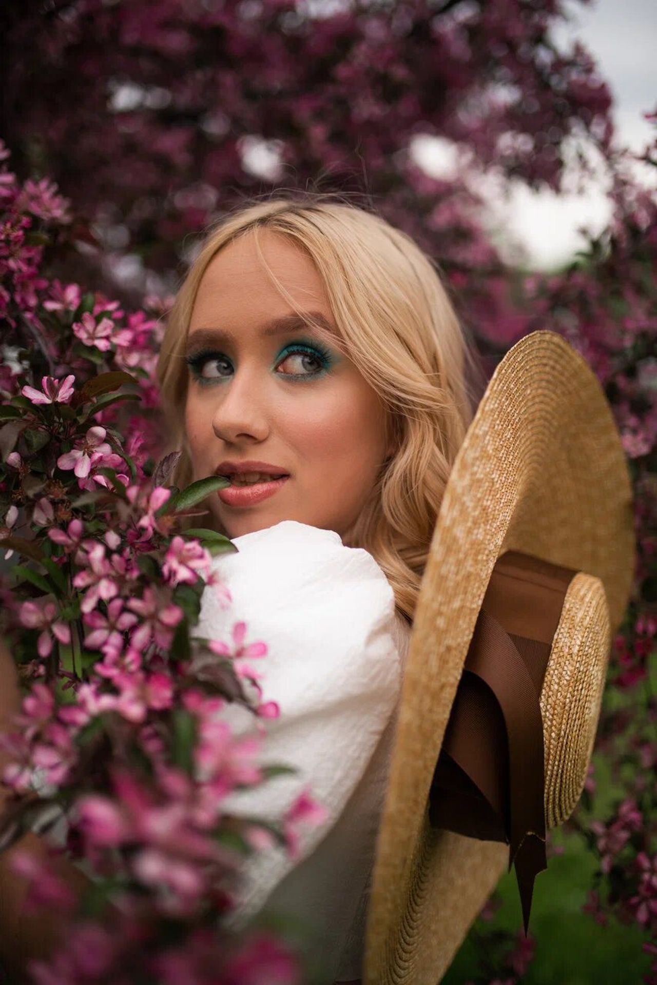 Модель для предметной съемки Мария Н.С-Петербург | Sale Easy