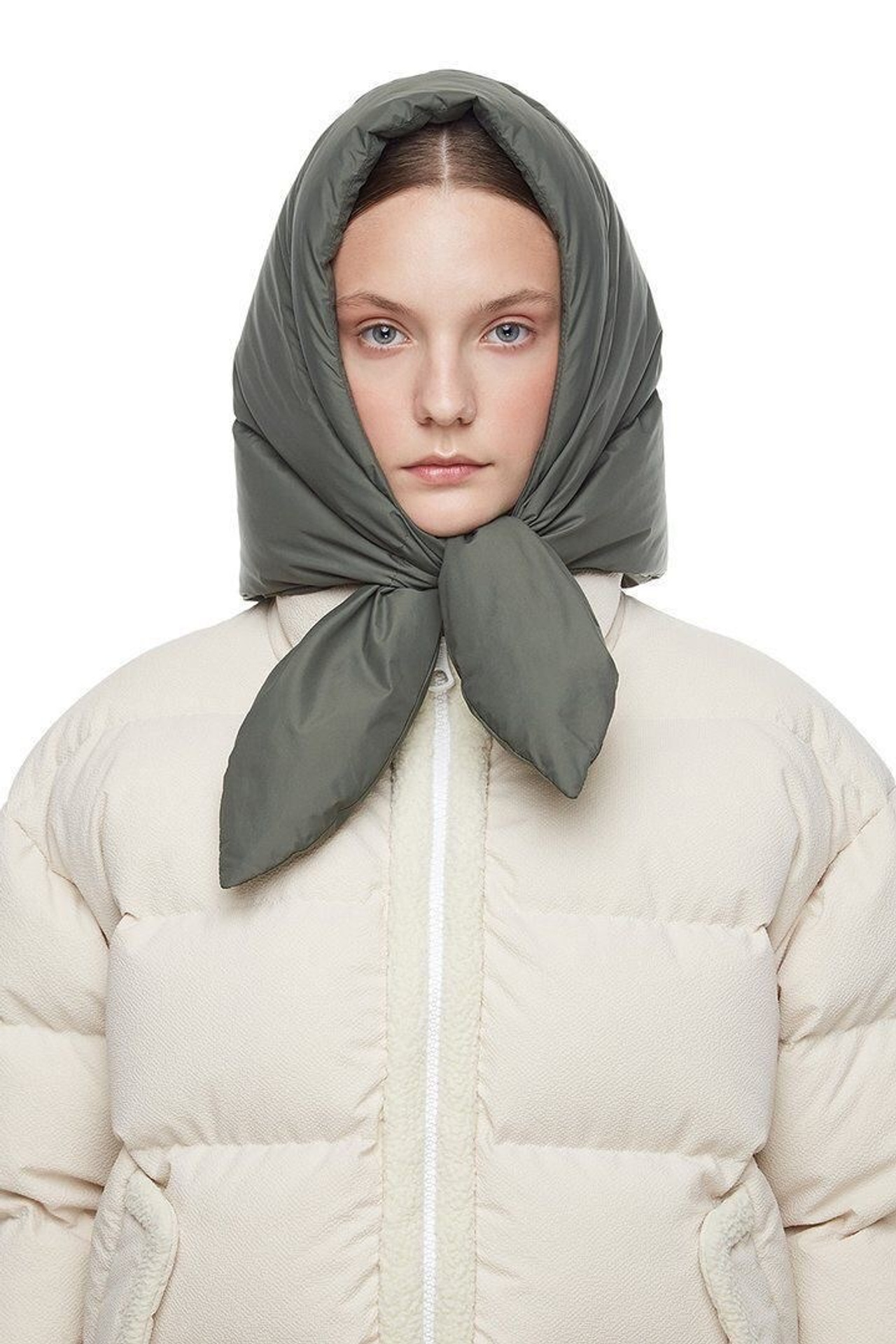 Идея для зимнего наряда с теплым капором