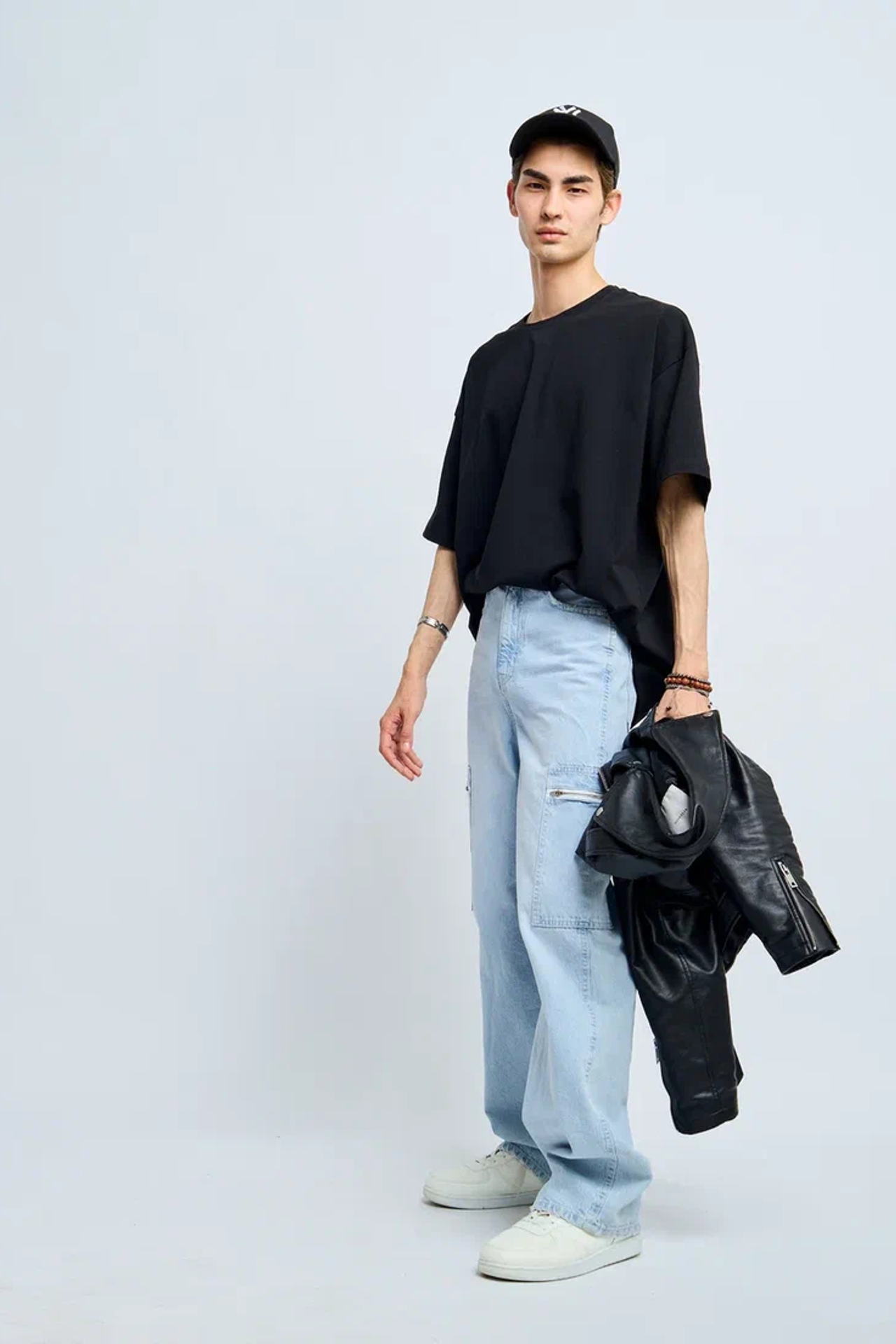 Модель для предметной съемки Роман Ал. Москва | Sale Easy