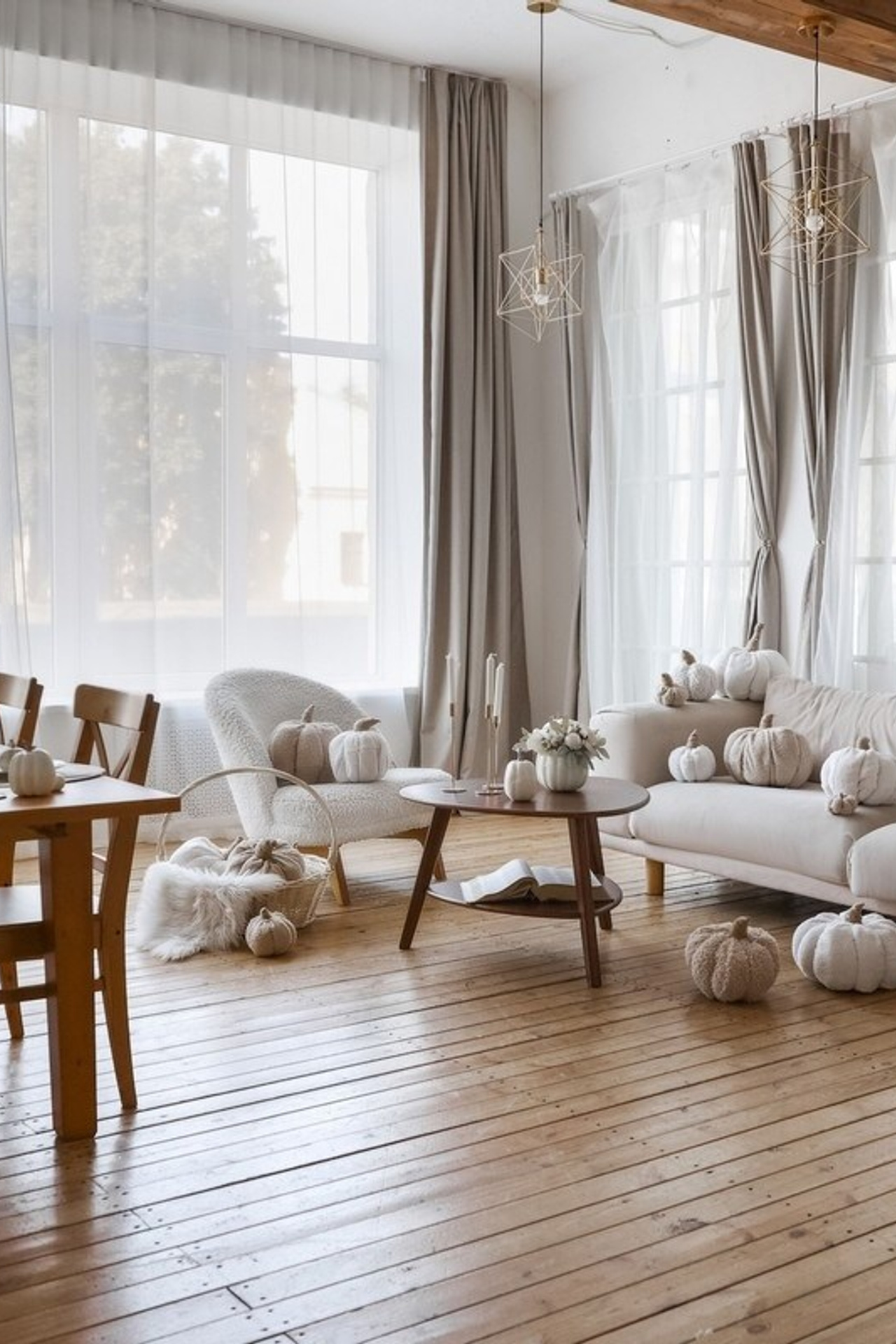 Студия DAILY STUDIO — зал Melody для предм. съемки С.-Пб|Sale Easy