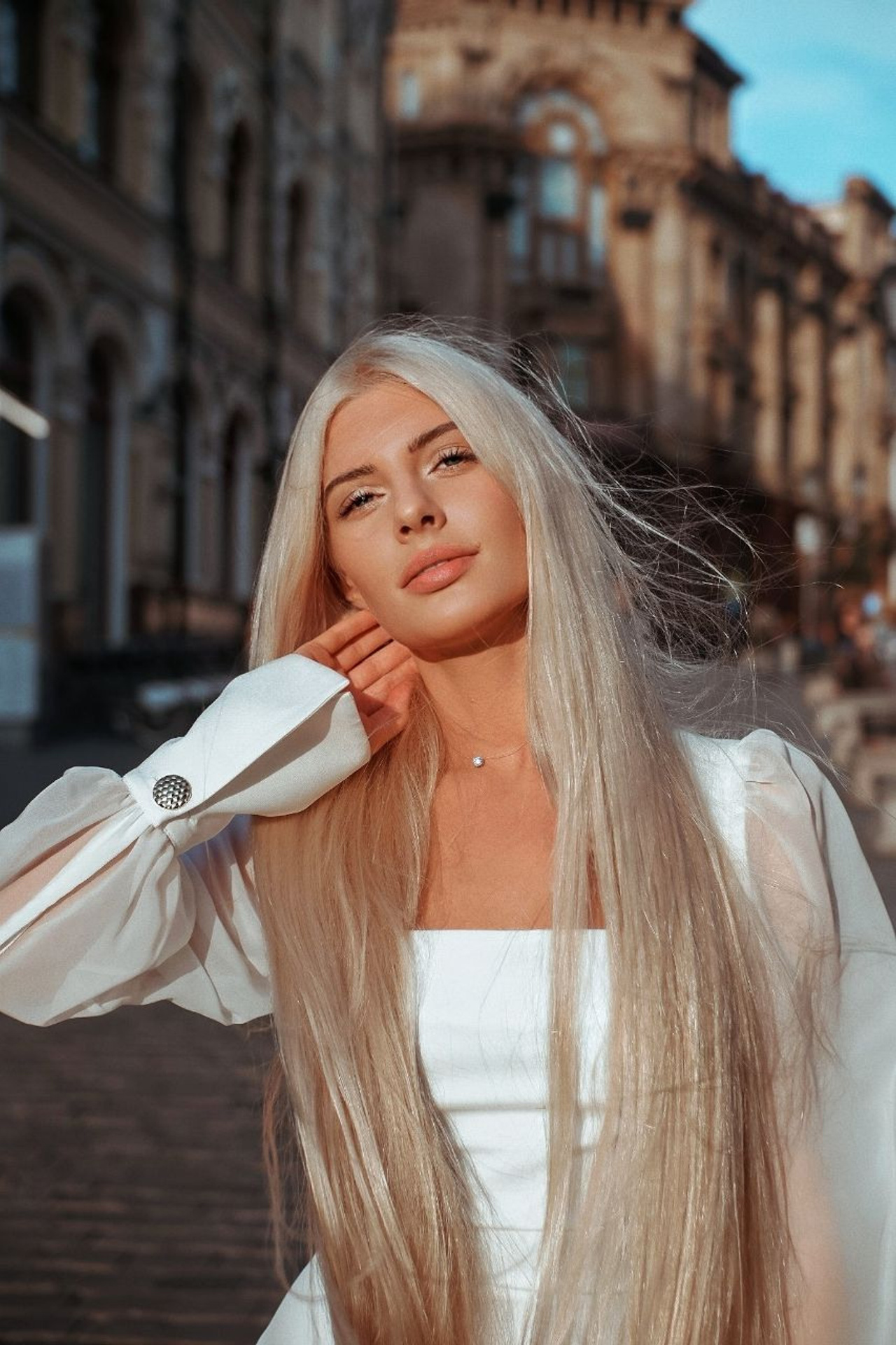 Модель для предметной съемки Кристина В. Москва| Sale Easy