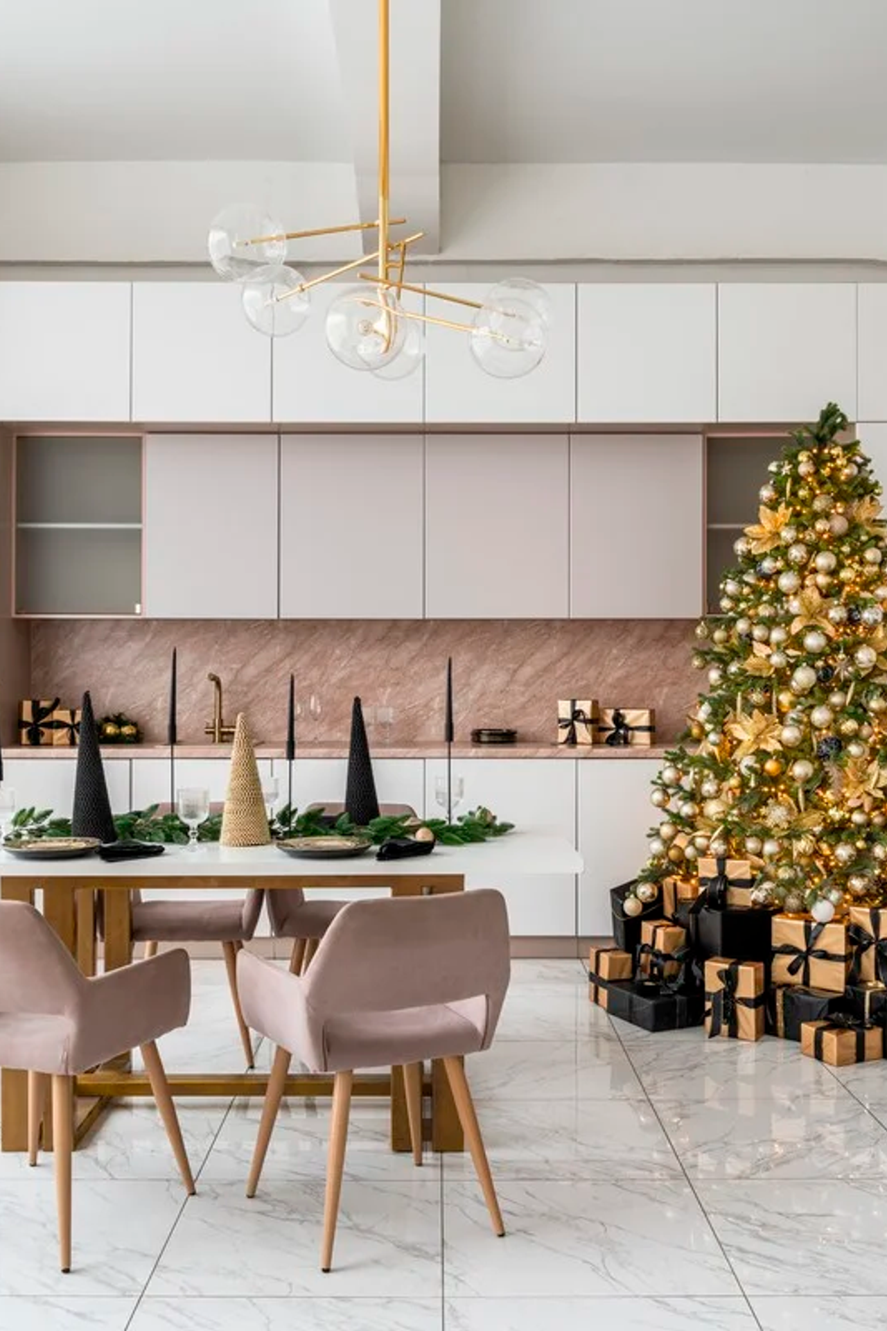 Студия DAILY STUDIO — зал Gloss для предм. съемки С.-Пб|Sale Easy