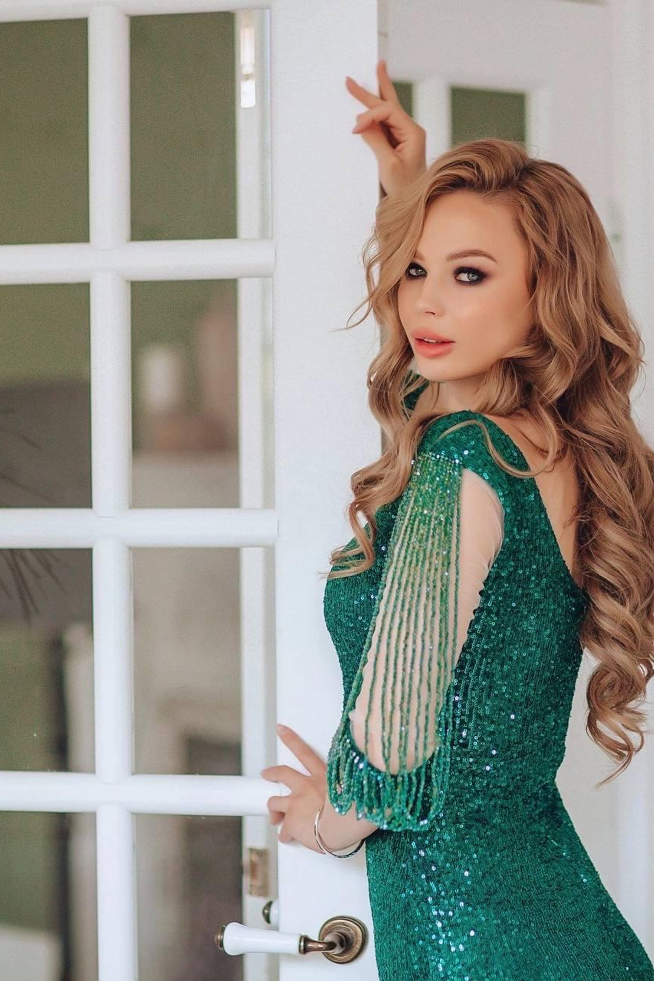 Модель для предметной съемки Алина 6 Н.Новгород | Sale Easy