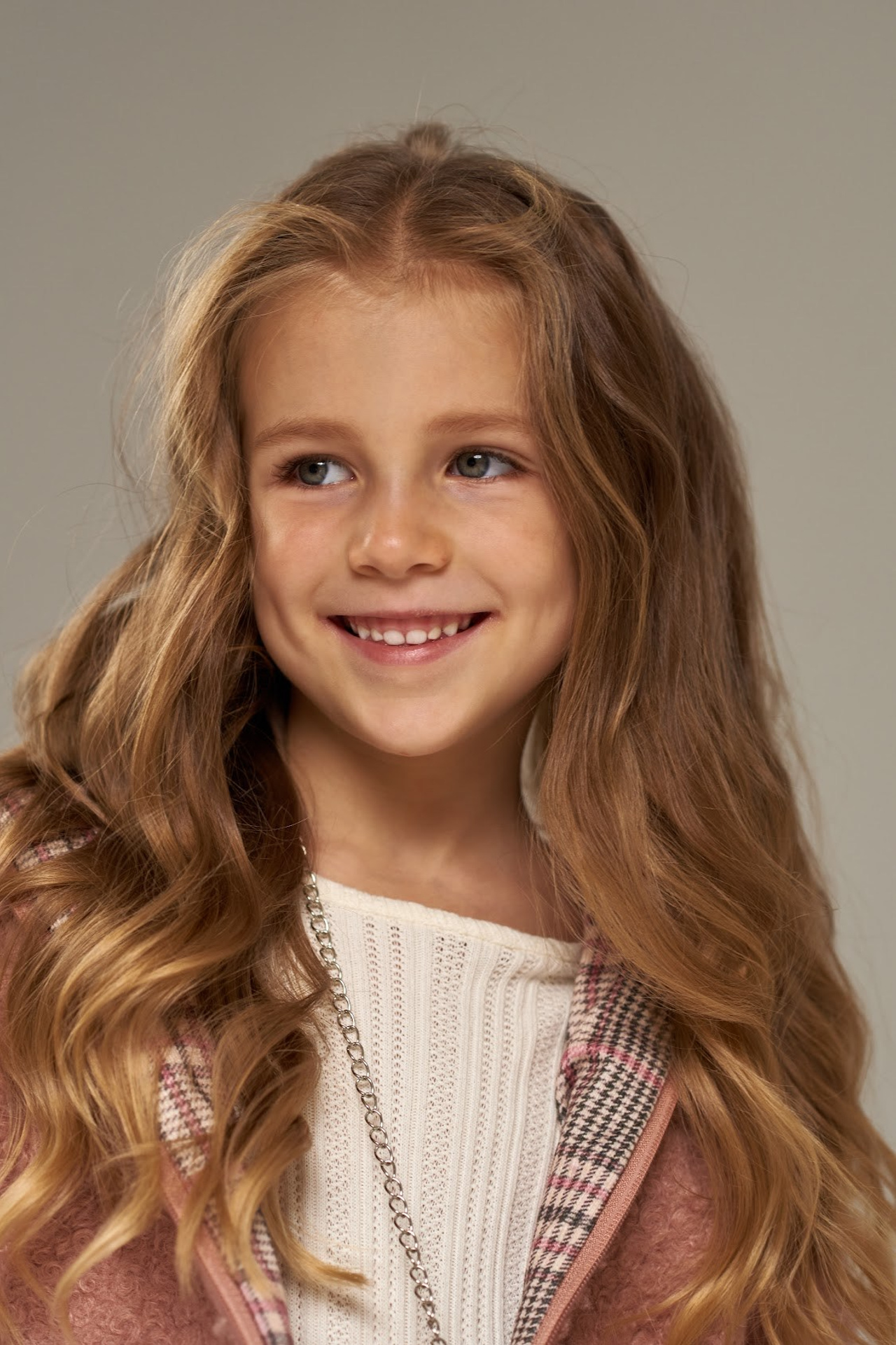 Модель для предметной съемки Маргарита Е. Н.Н.| Sale Easy