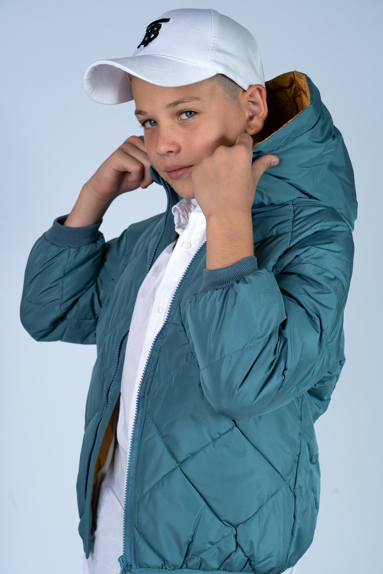 Модель Владимир А для предметной съемки  в Сочи| Sale Easy