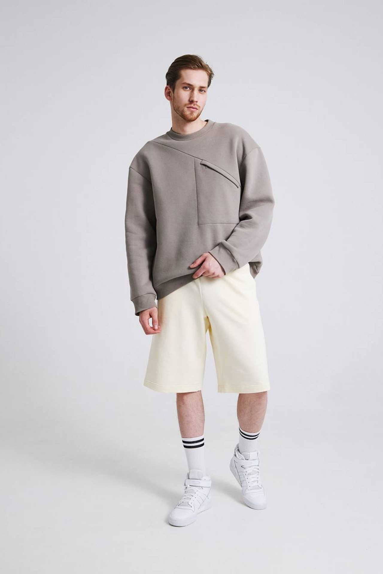 Модель для предметной съемки Михаил Г. Москва | Sale Easy