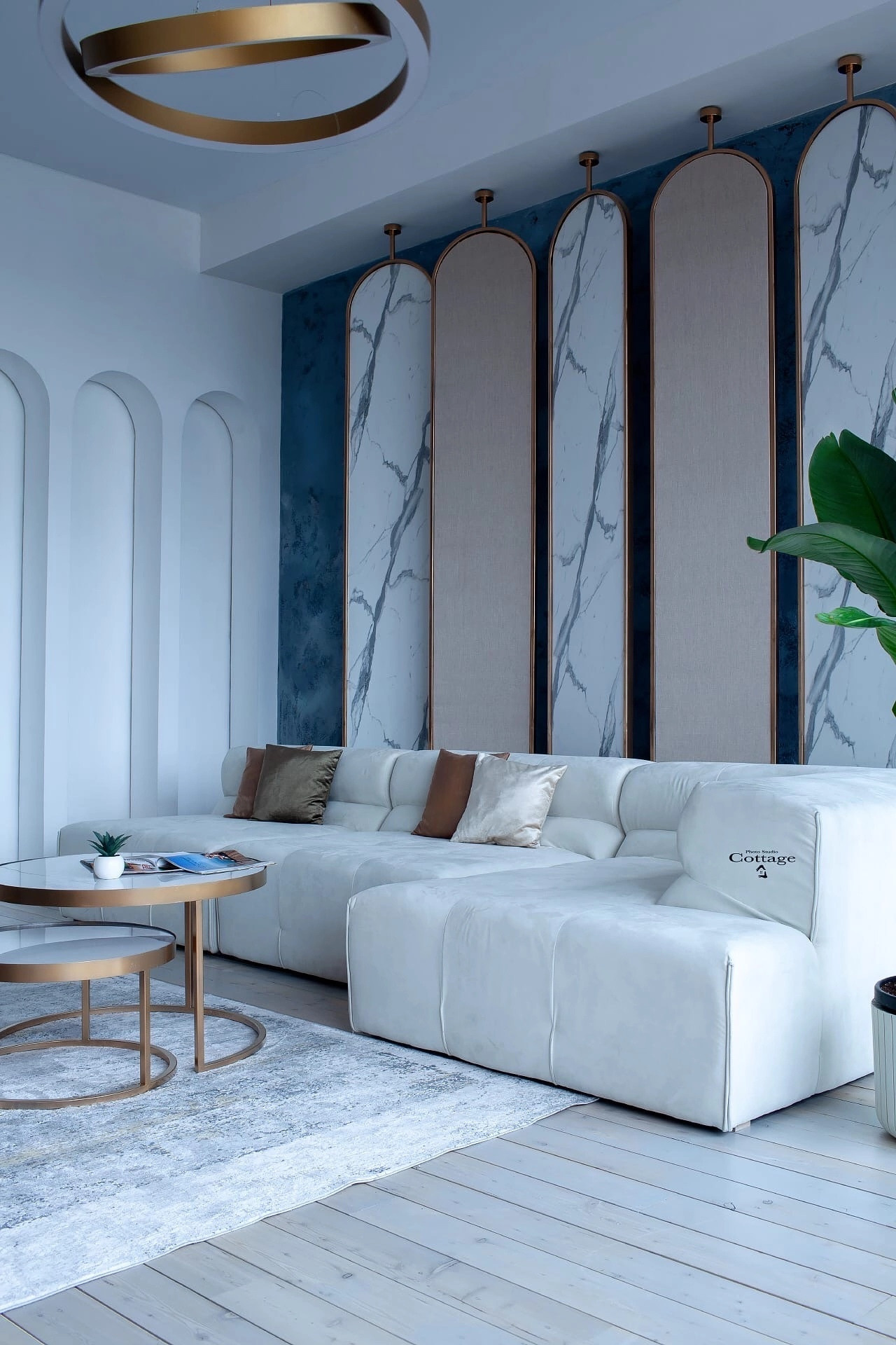 Студия COTTAGE — зал Verona для предм. съемки С.-Пб|Sale Easy