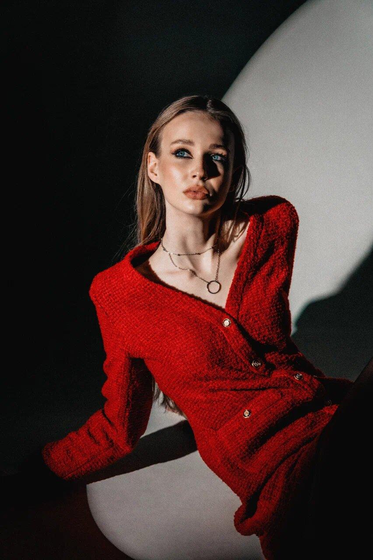 Модель для предметной съемки  Алекс Б Сочи| Sale Easy