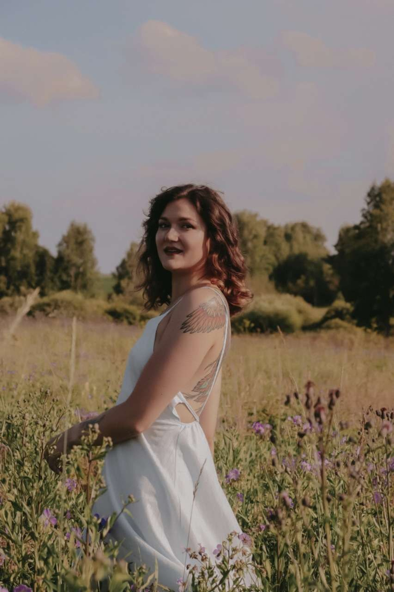 Модель для предметной съемки Виктория К. Красноярск| Sale Easy