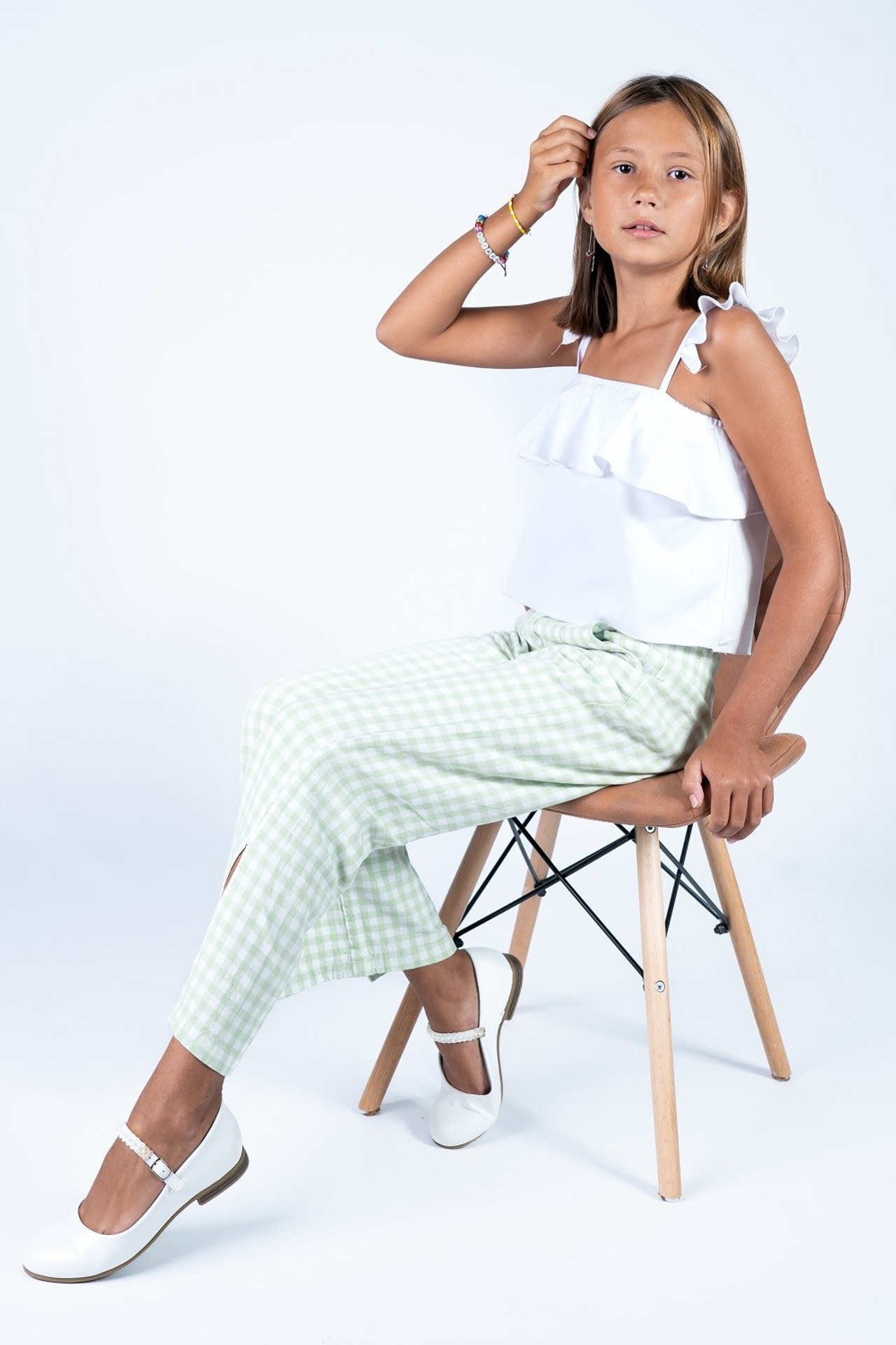 Модель девочка Полина К для предметной съемки в Сочи| Sale Easy