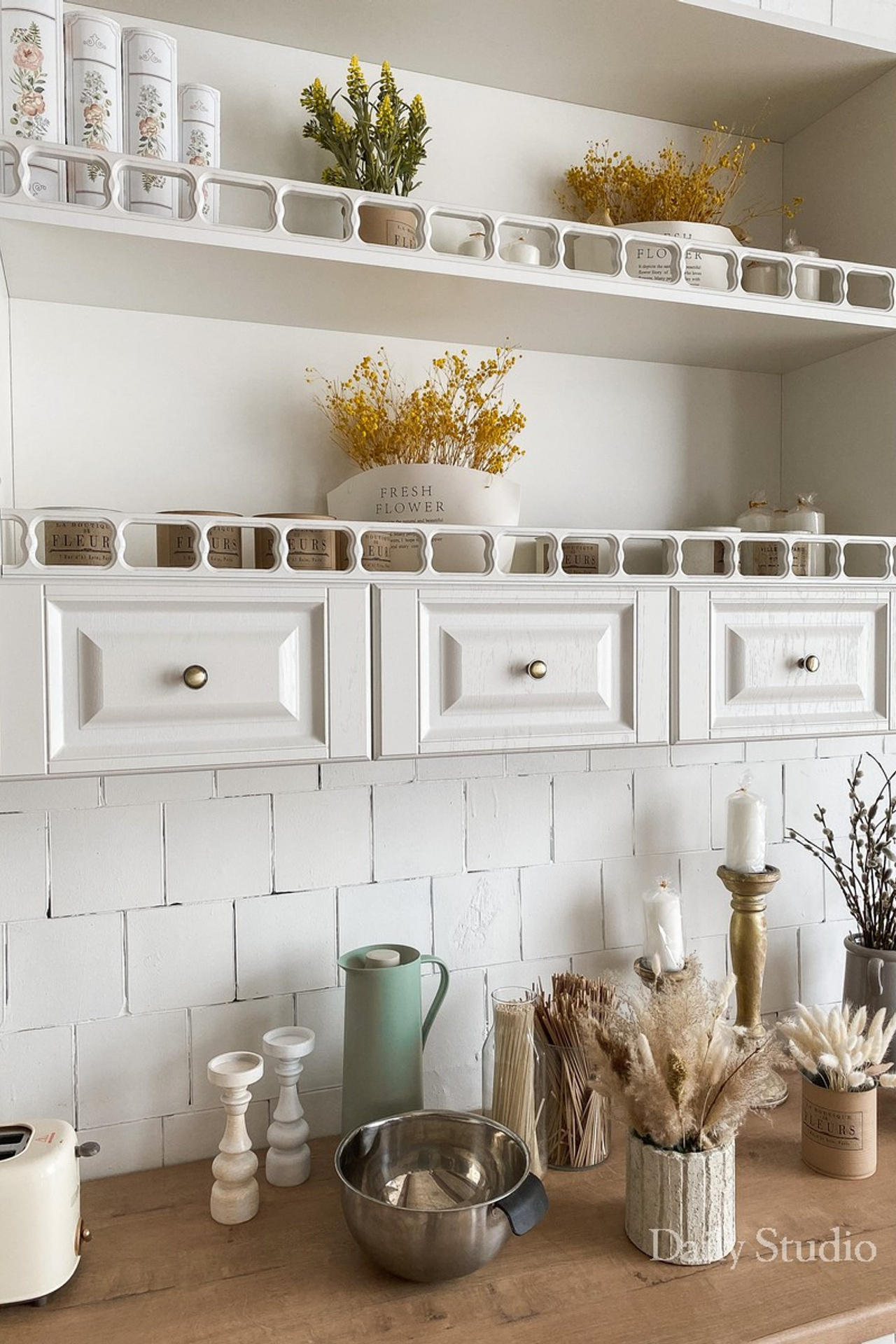 Студия DAILY STUDIO — зал Melody для предм. съемки С.-Пб|Sale Easy