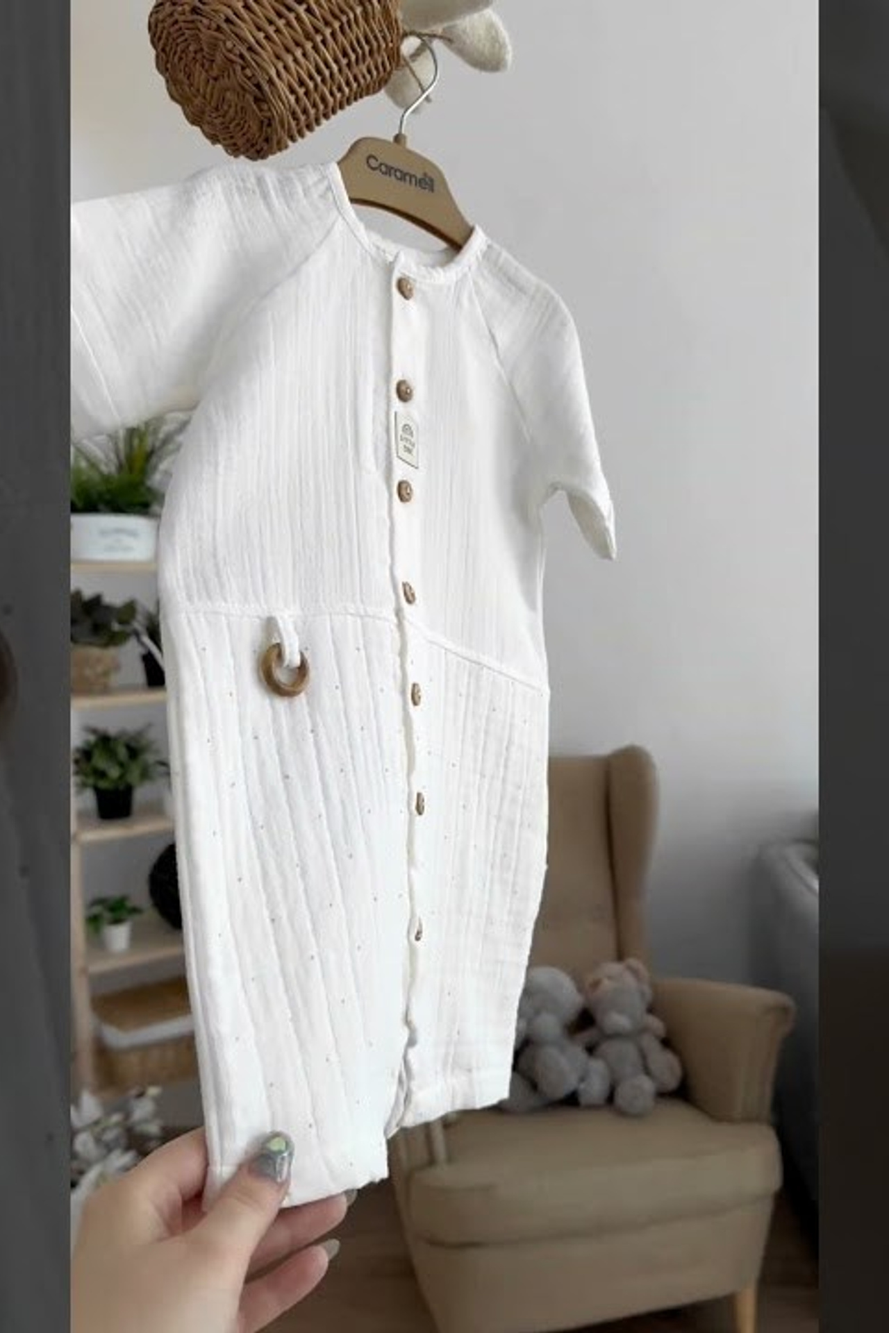 Портфолио видеосъемка одежды для маркетплейсов | Sale Easy