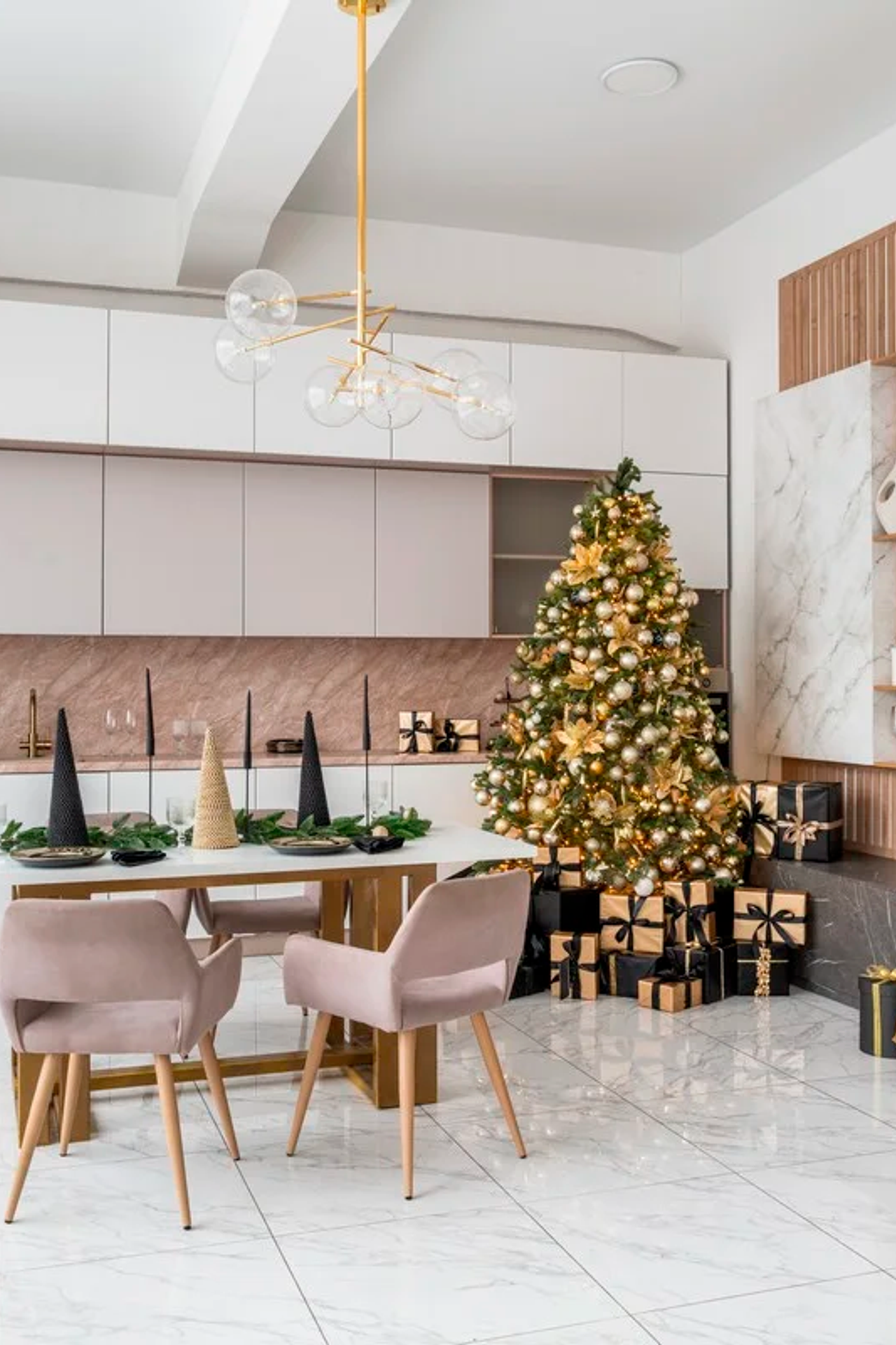 Студия DAILY STUDIO — зал Gloss для предм. съемки С.-Пб|Sale Easy