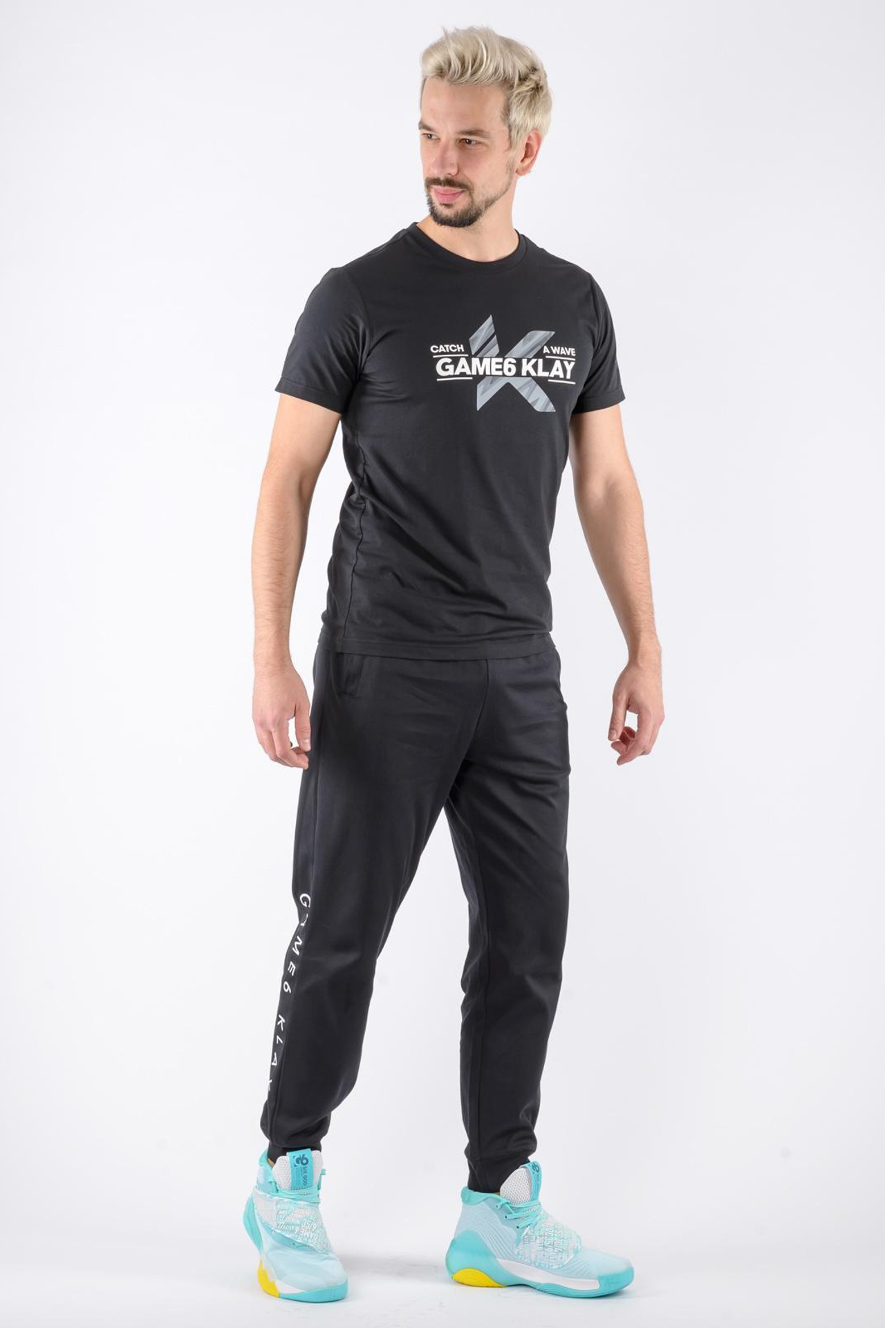 Модель для предметной съемки Фил Москва | Sale Easy