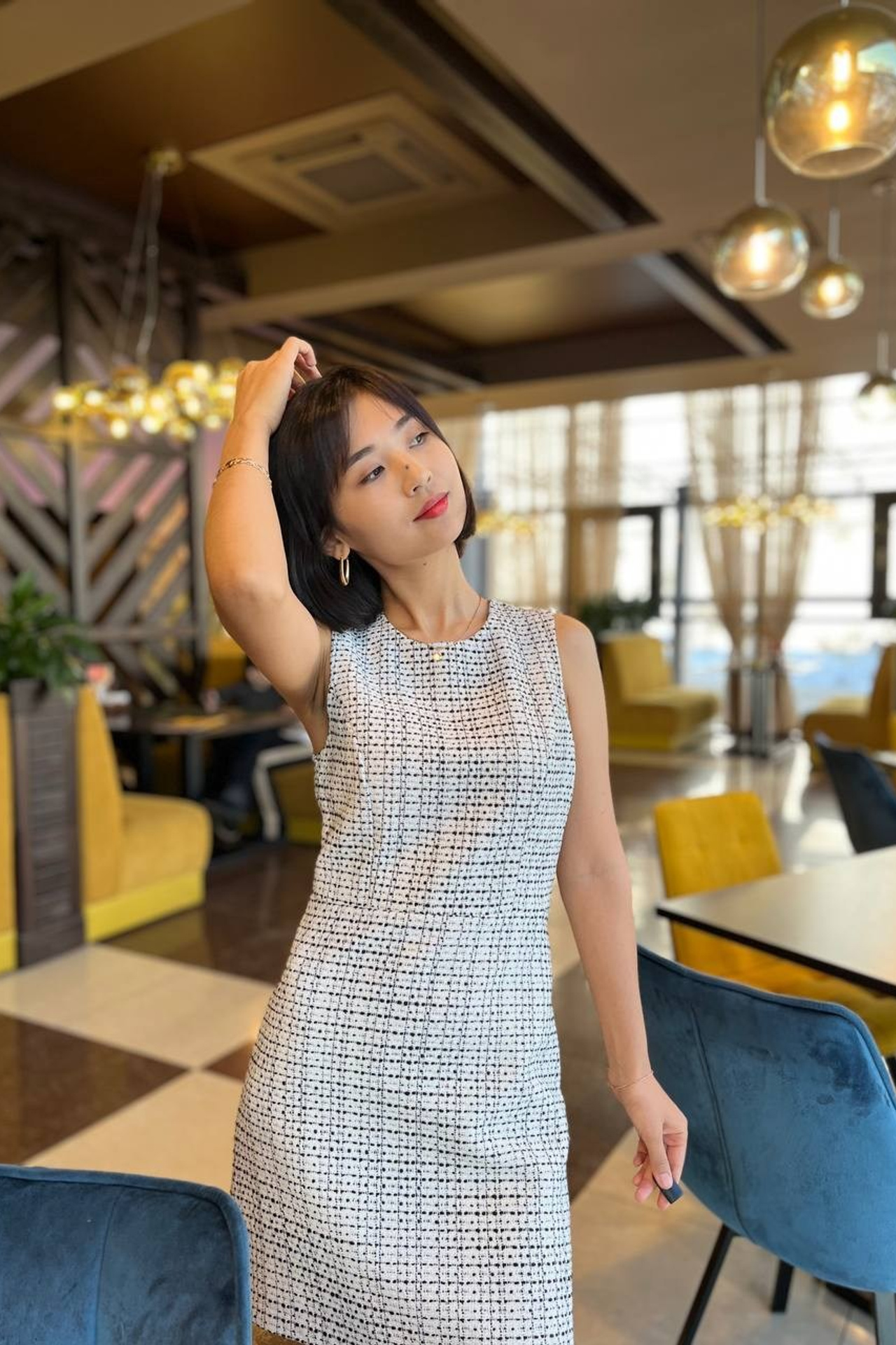 Модель для предметной съемки Дамира Красноярск| Sale Easy