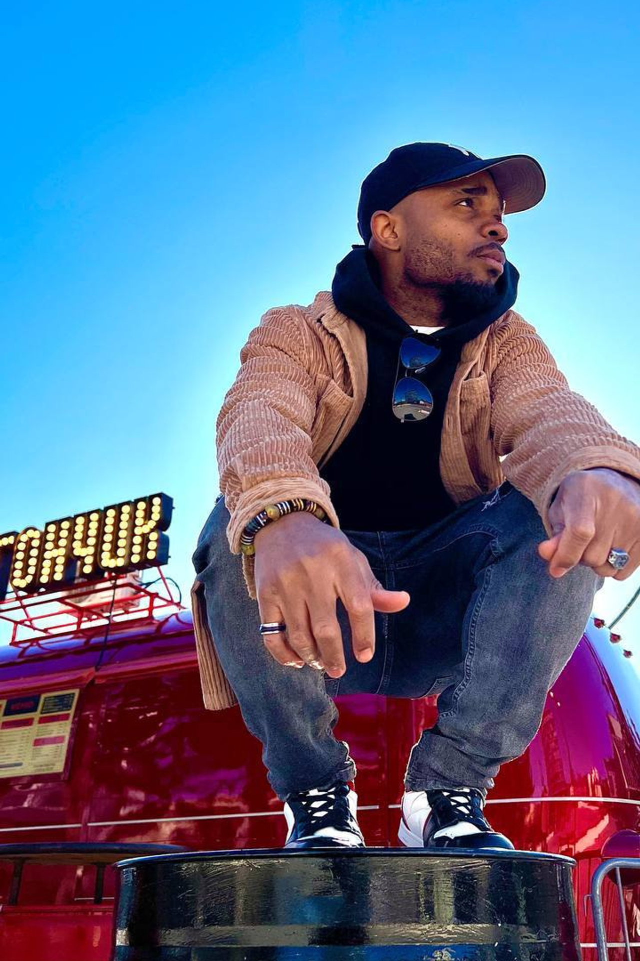 Модель для предметной съемки Ричи Н.Новгород | Sale Easy