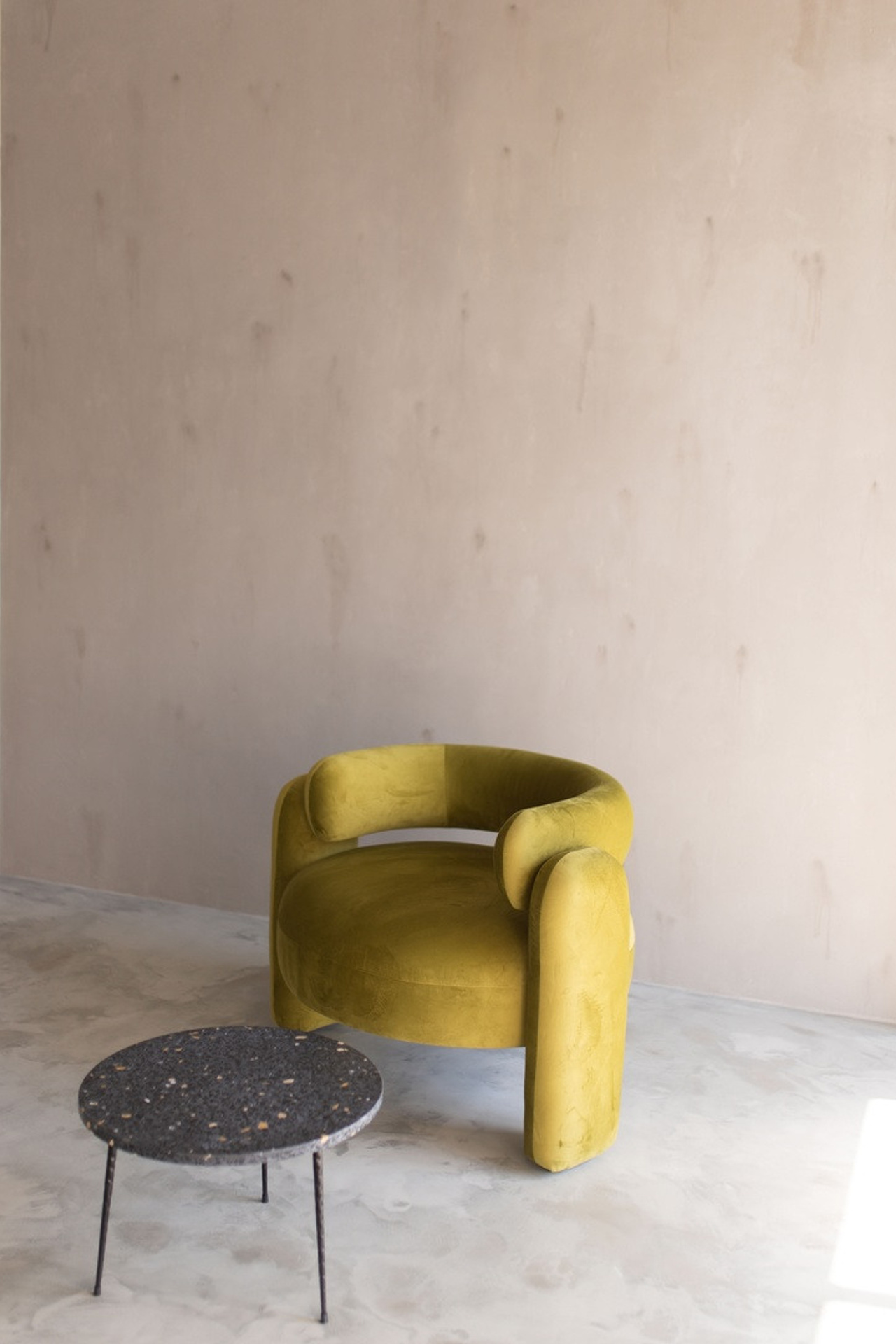 Студия 2412STUDIO Зал #3 для предметной съемки Сочи|Sale Easy