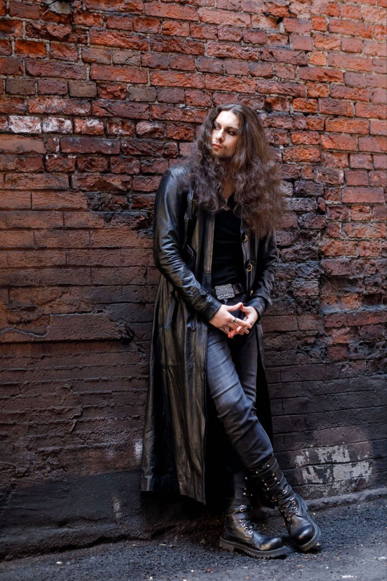 Модель для предметной съемки Николай Москва | Sale Easy