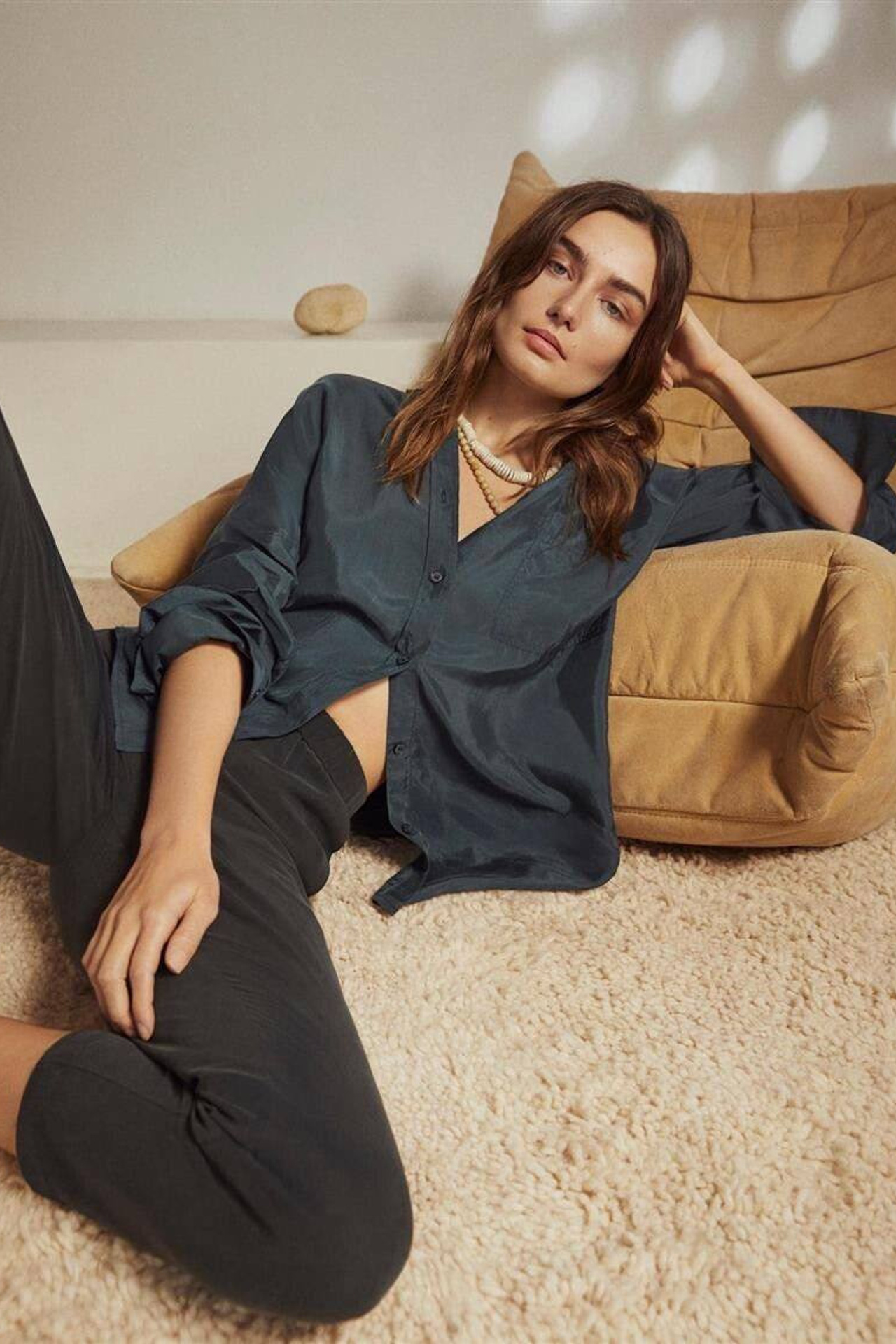 Идея для стильной домашней одежды с яркими принтами.