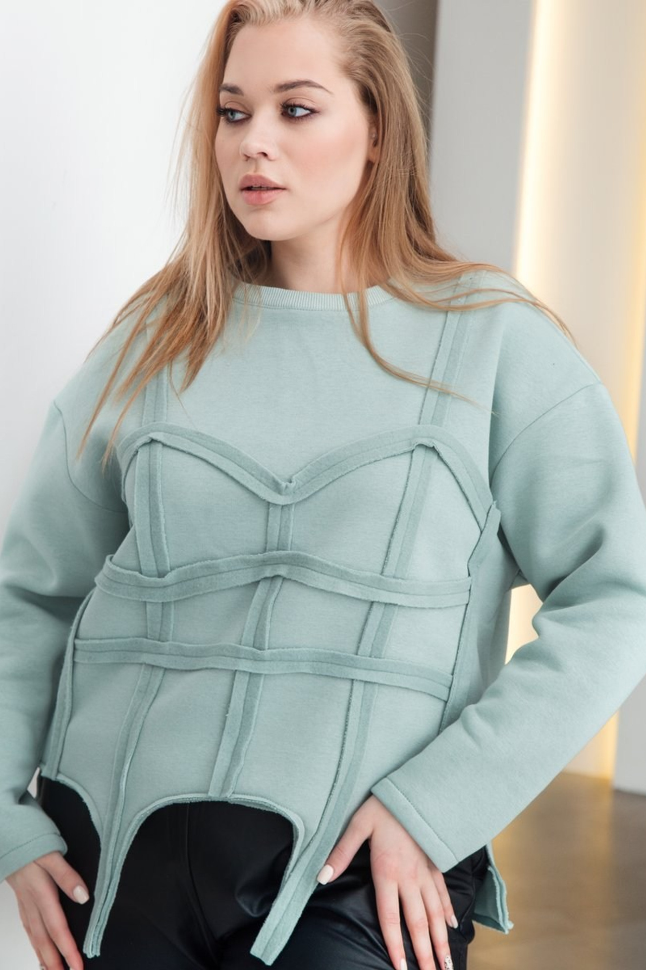 Модель plus size для предметной съемки Ольга Ж. Москва | Sale Easy