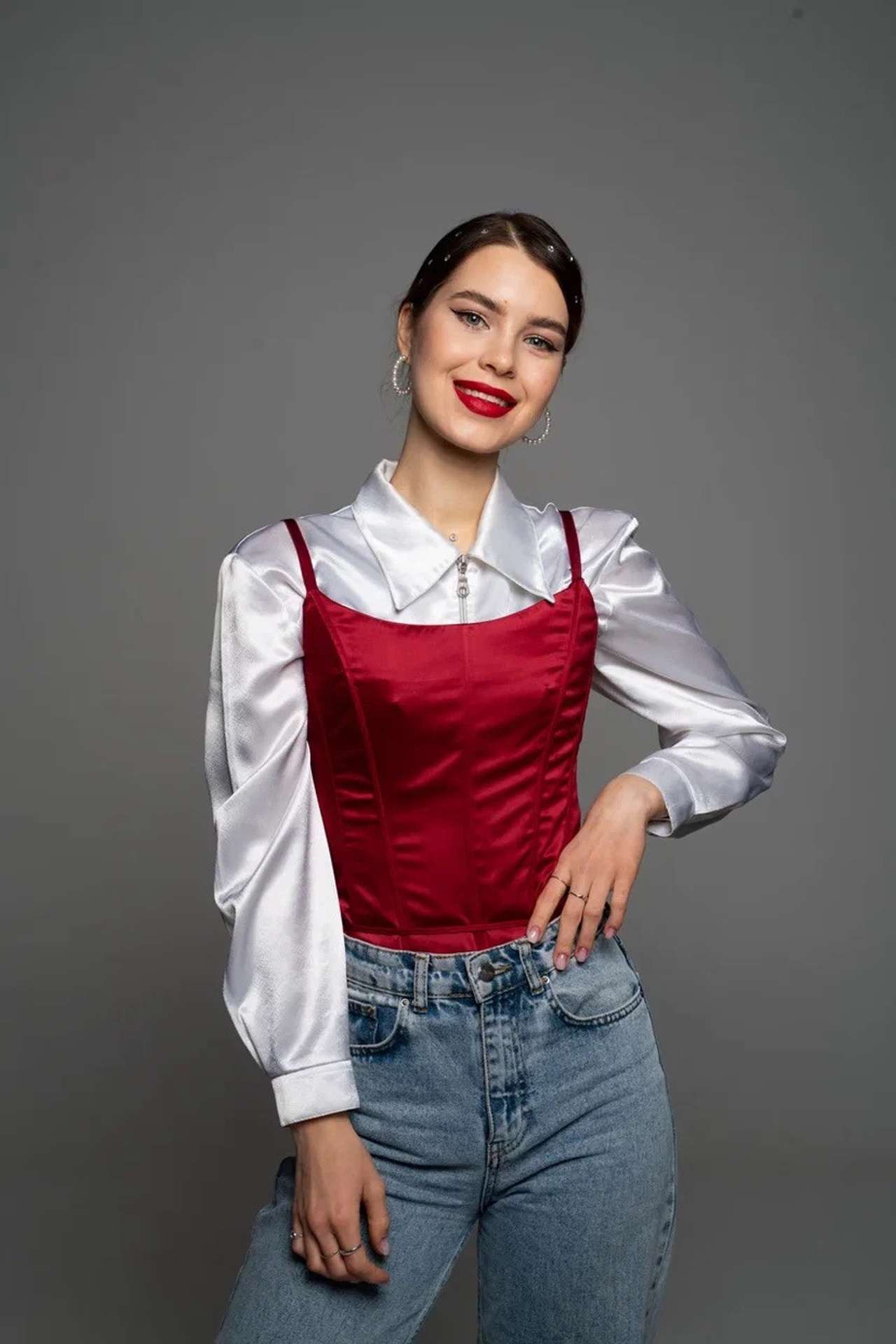 Модель для предметной съемки Юлия Е Казань| Sale Easy