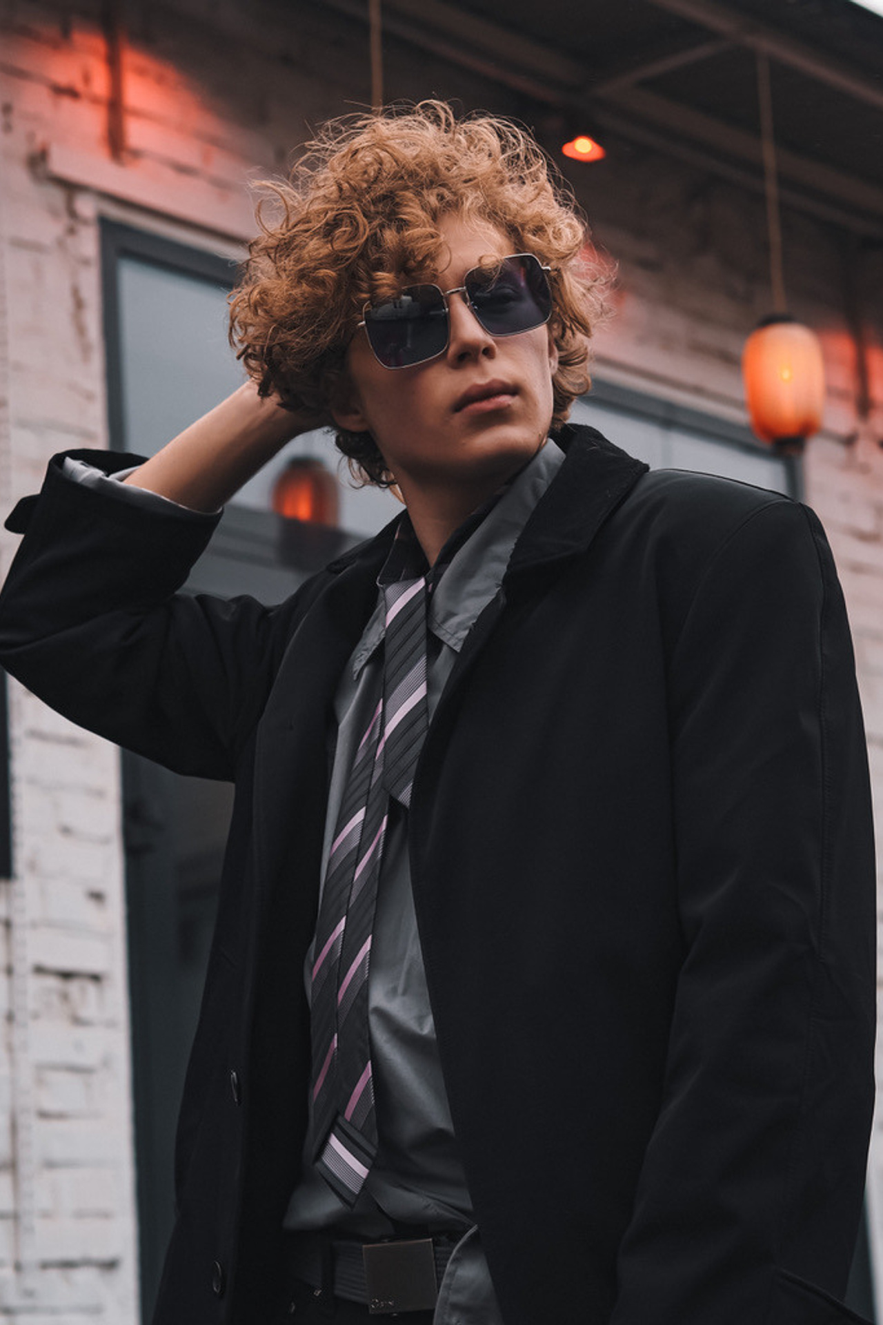 Модель для предметной съемки Арсений Москва | Sale Easy