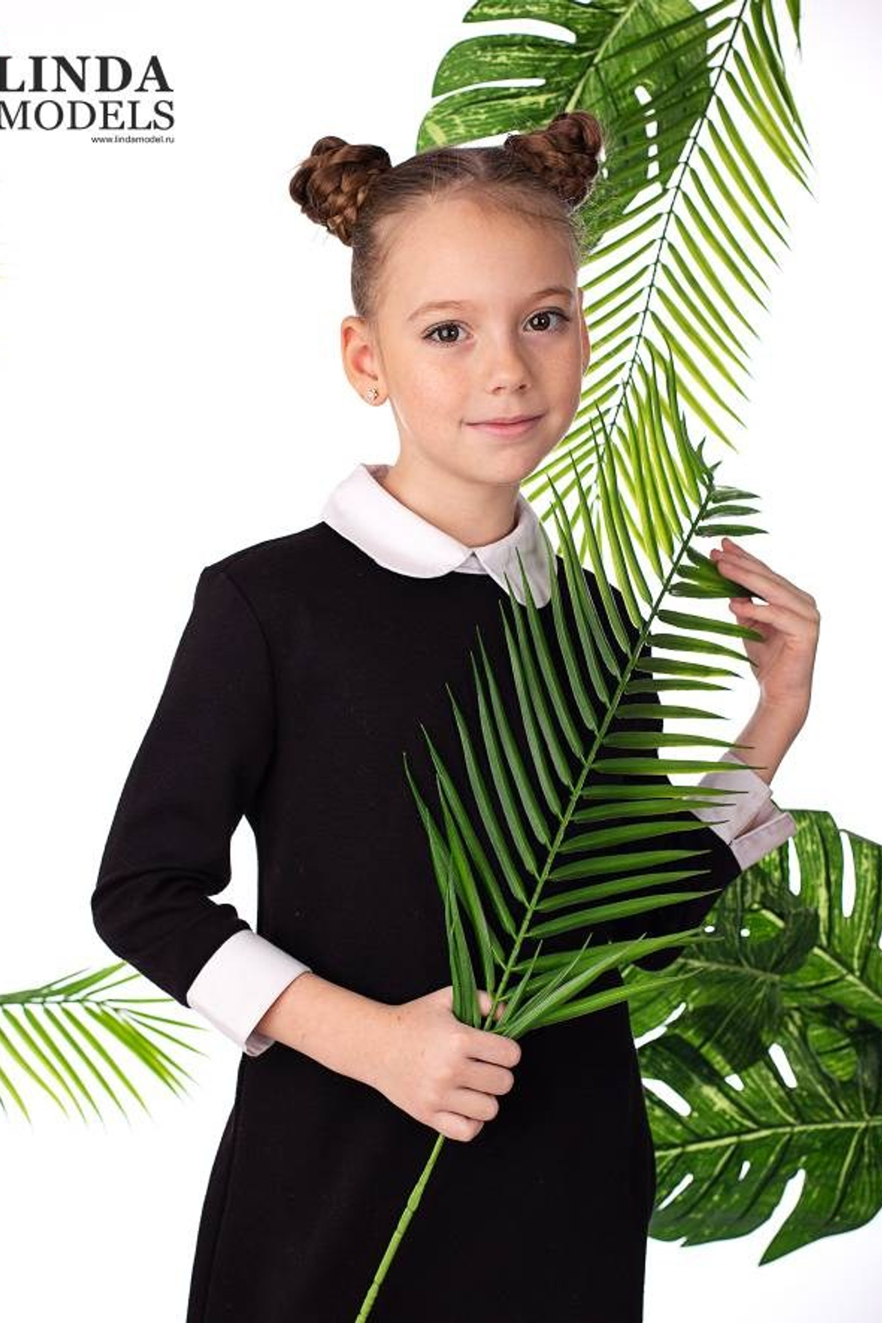 Модель Аделина А для предметной съемки  в Сочи| Sale Easy