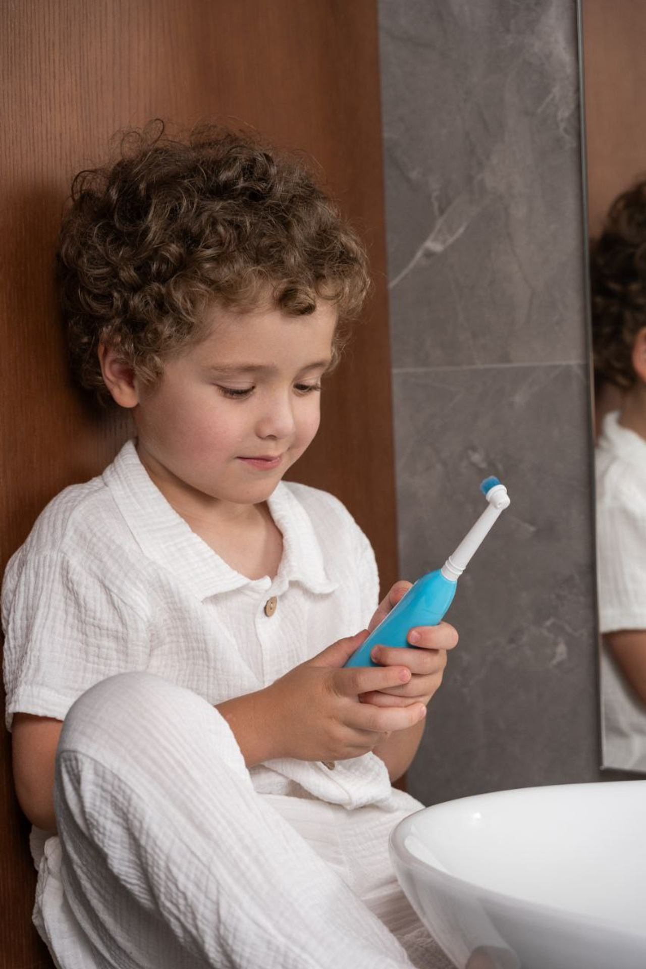 Модель для предметной съемки Кайсар Казань| Sale Easy