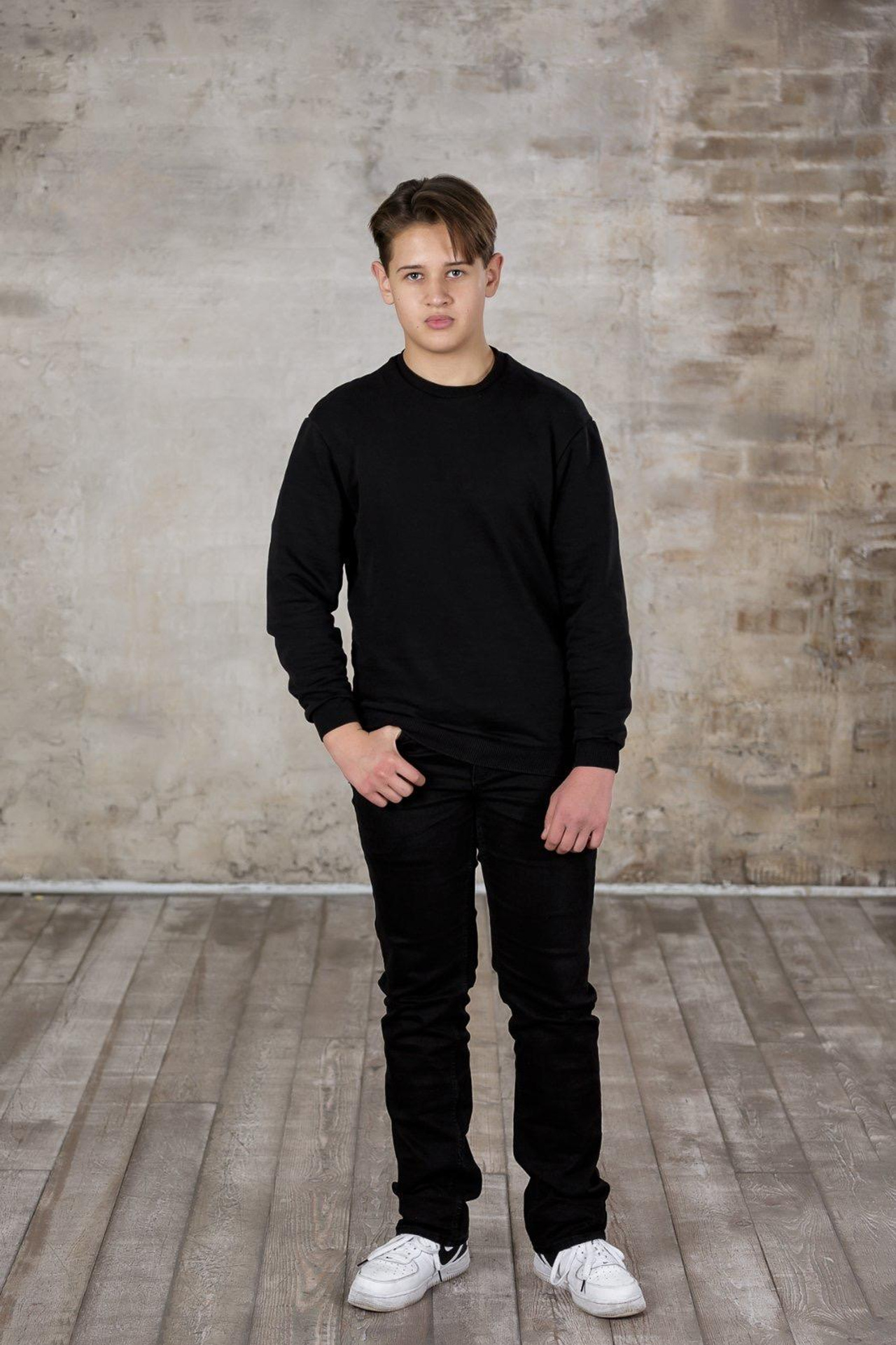 Модели дети для предметной съемки Роман Москва | Sale Easy