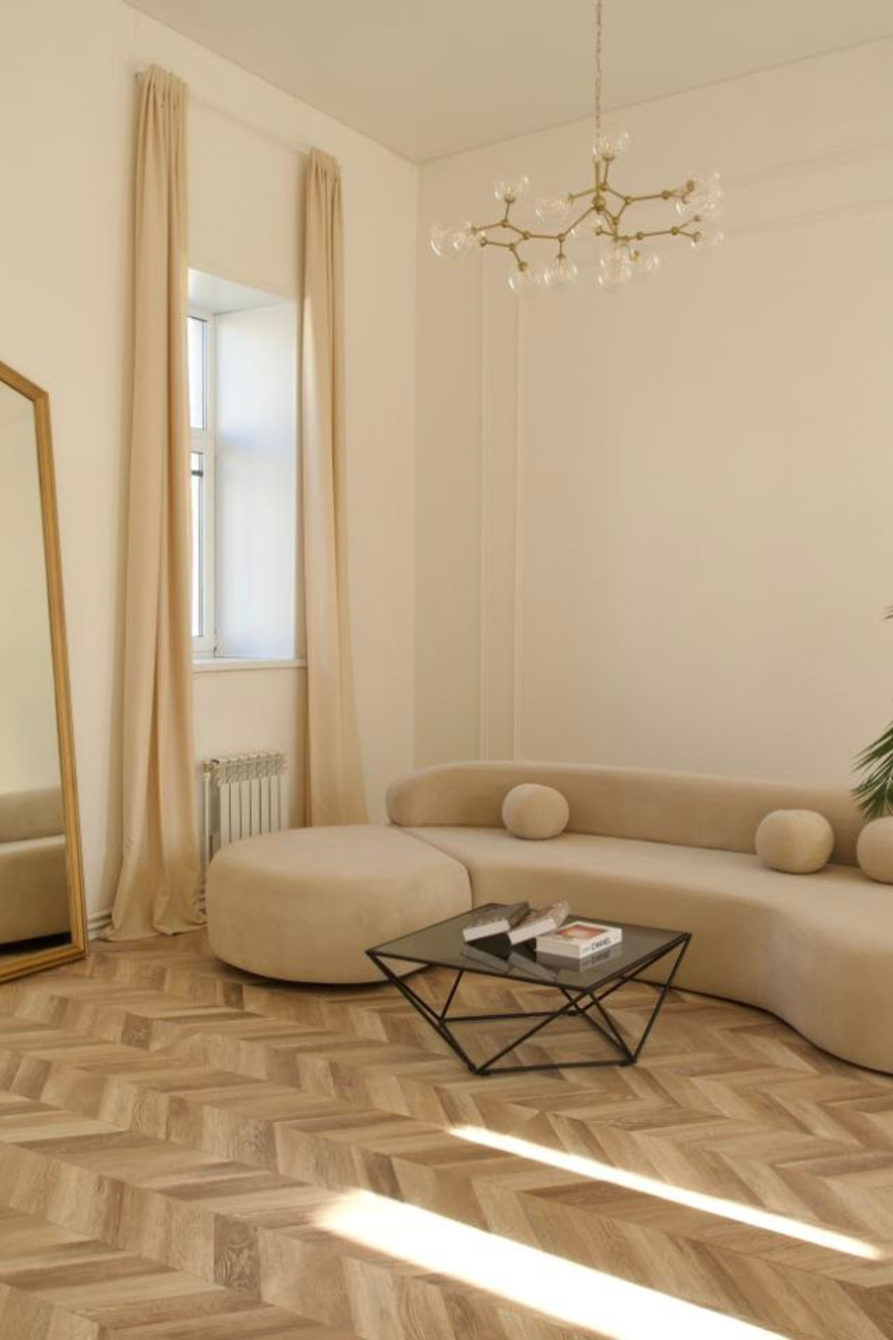 Студия 1884 Studio — зал Шарм для предметной съемки Казань|Sale Easy